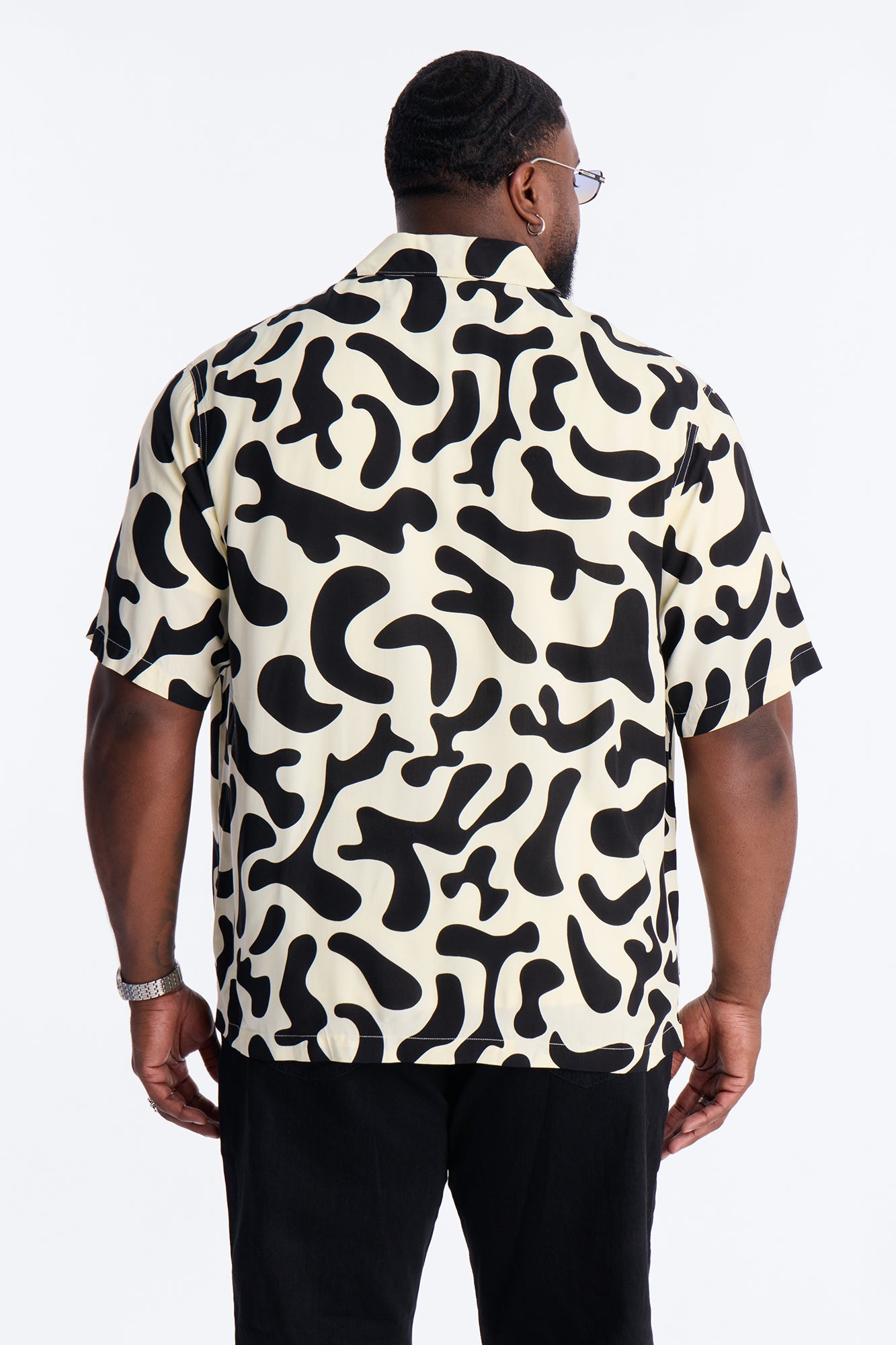 Bold Metric Cuban Shirt - Black