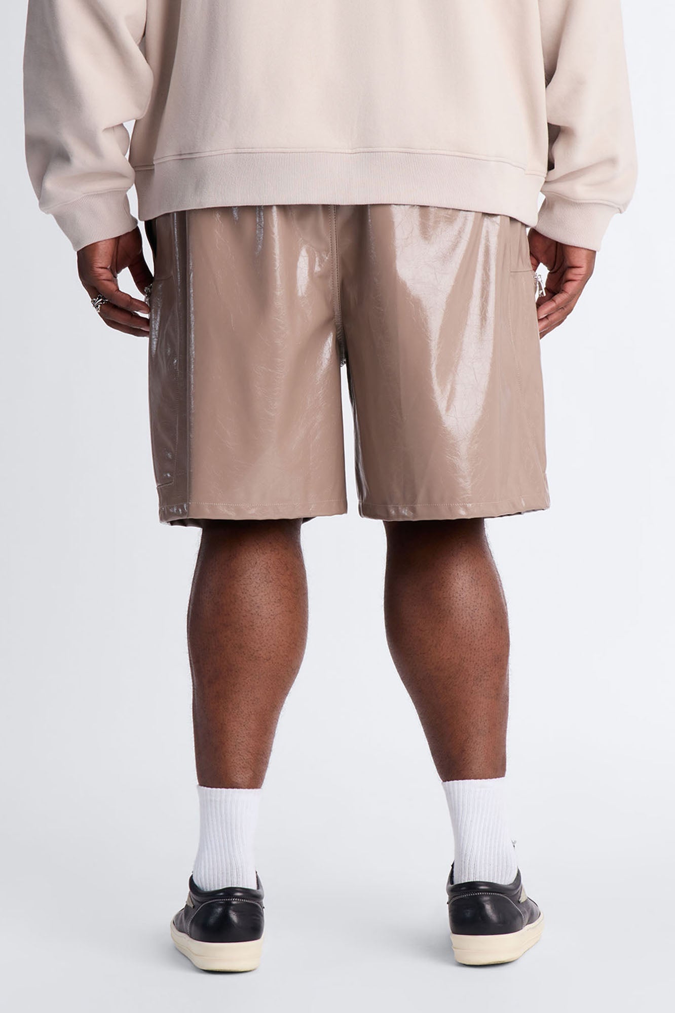 Relaxed Concordia Faux Leather Short - Brown