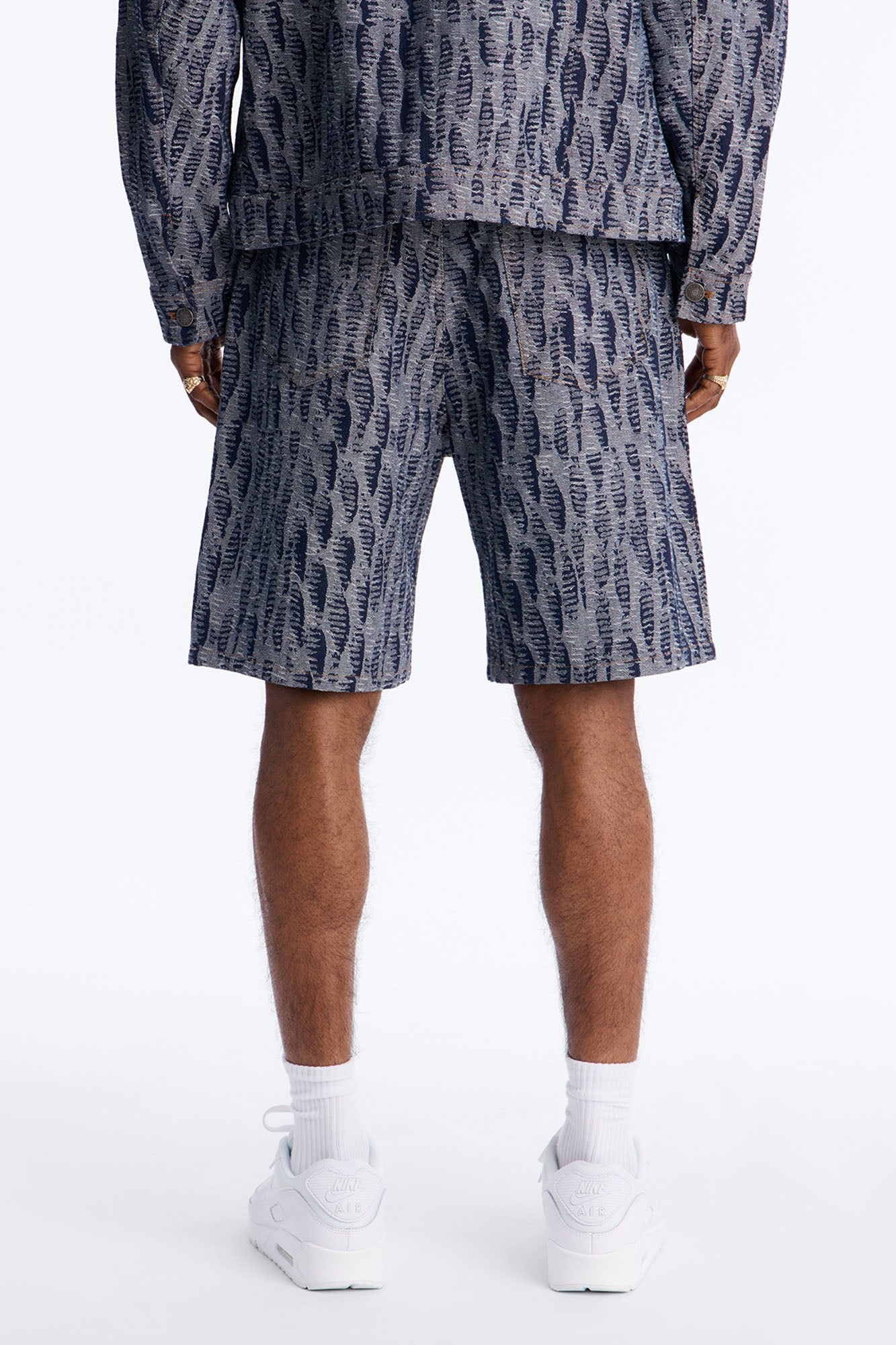 Relaxed Matrix Jacquard Denim Short - Dark Wash