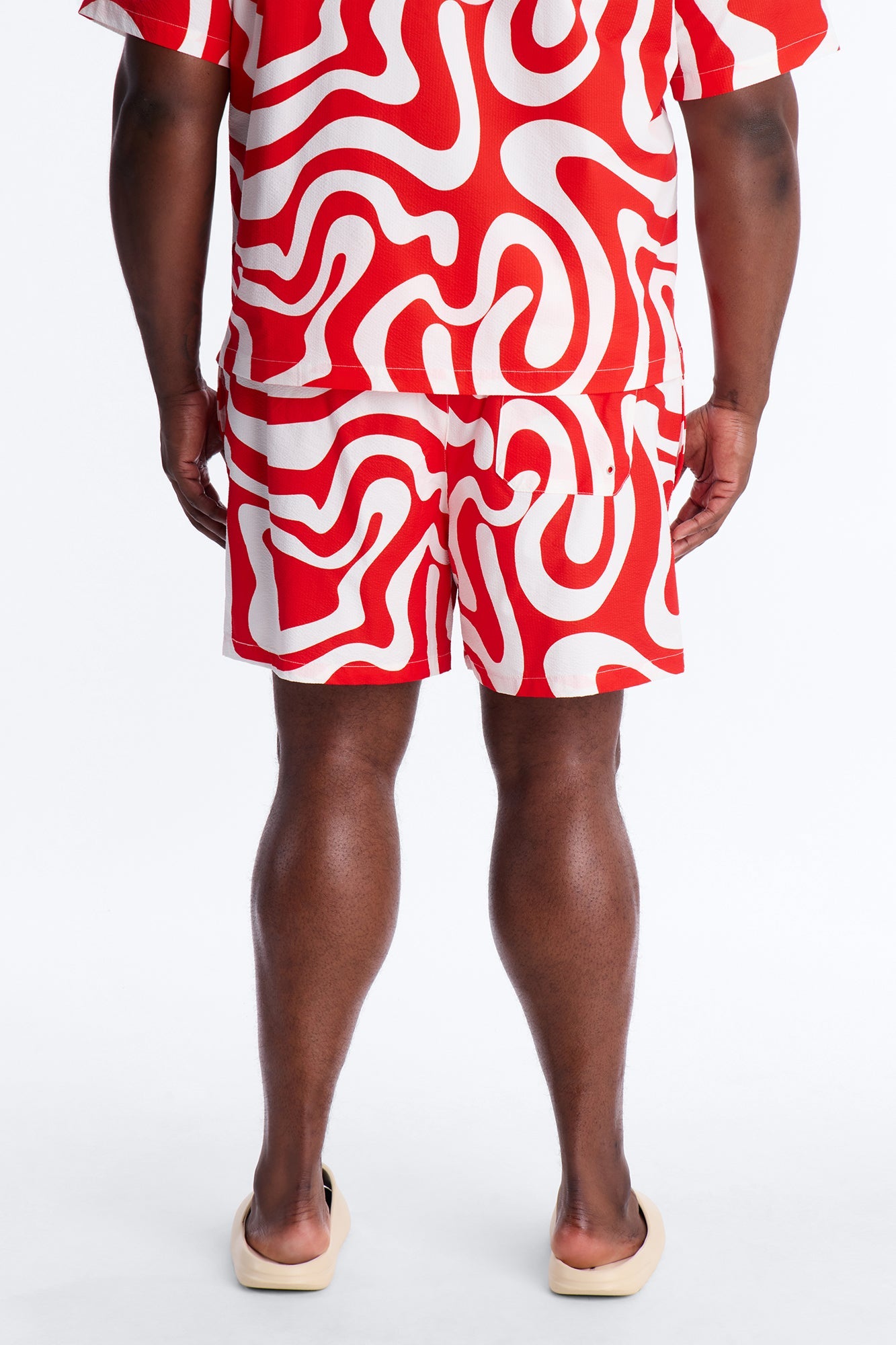 Groovy Abstract Printed Seersucker Swim Trunk 6″ - Red