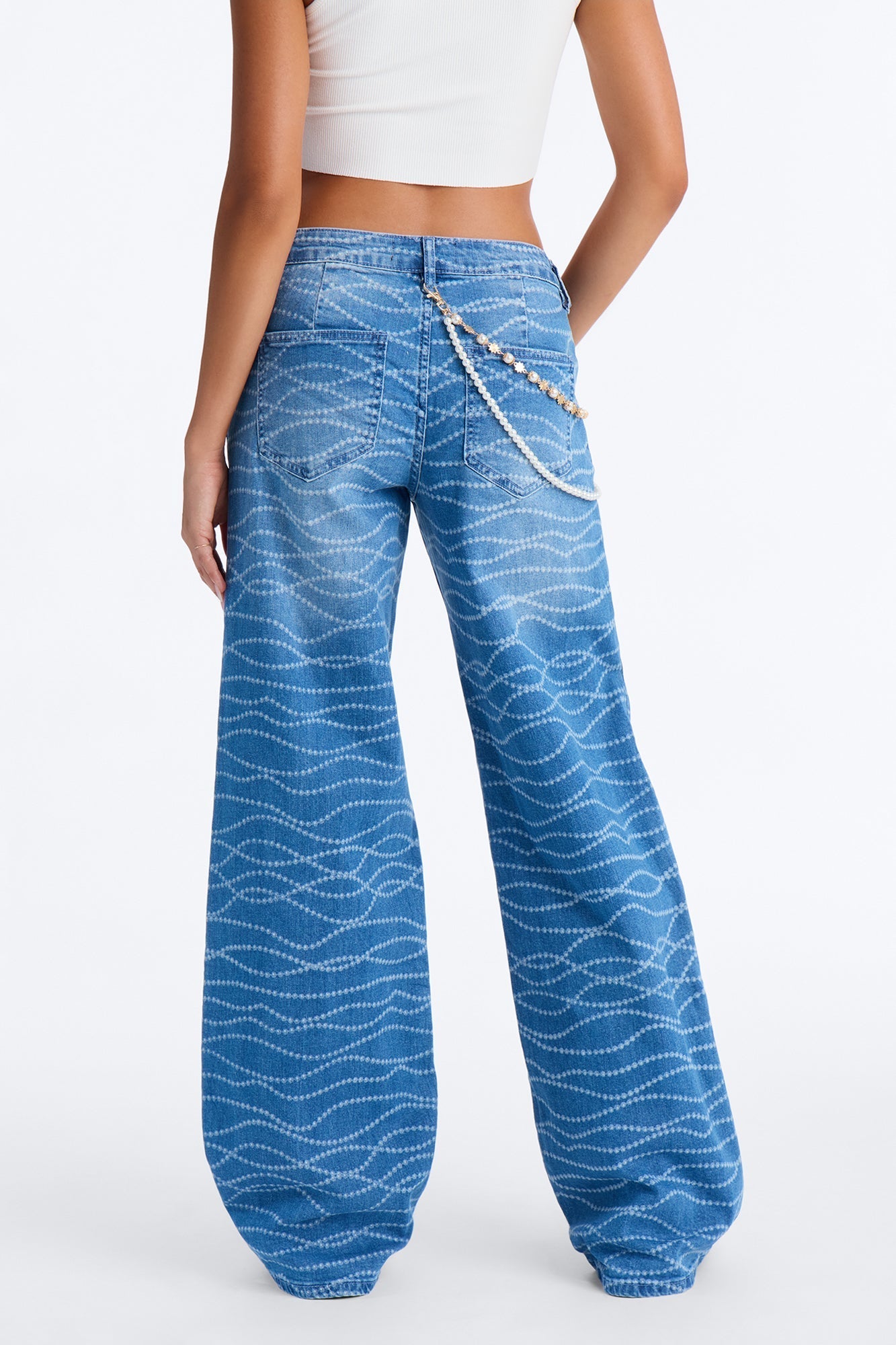 Wish Upon A Pearl Charm Straight Leg Jeans - Medium Wash NEWFASHIONEDGE