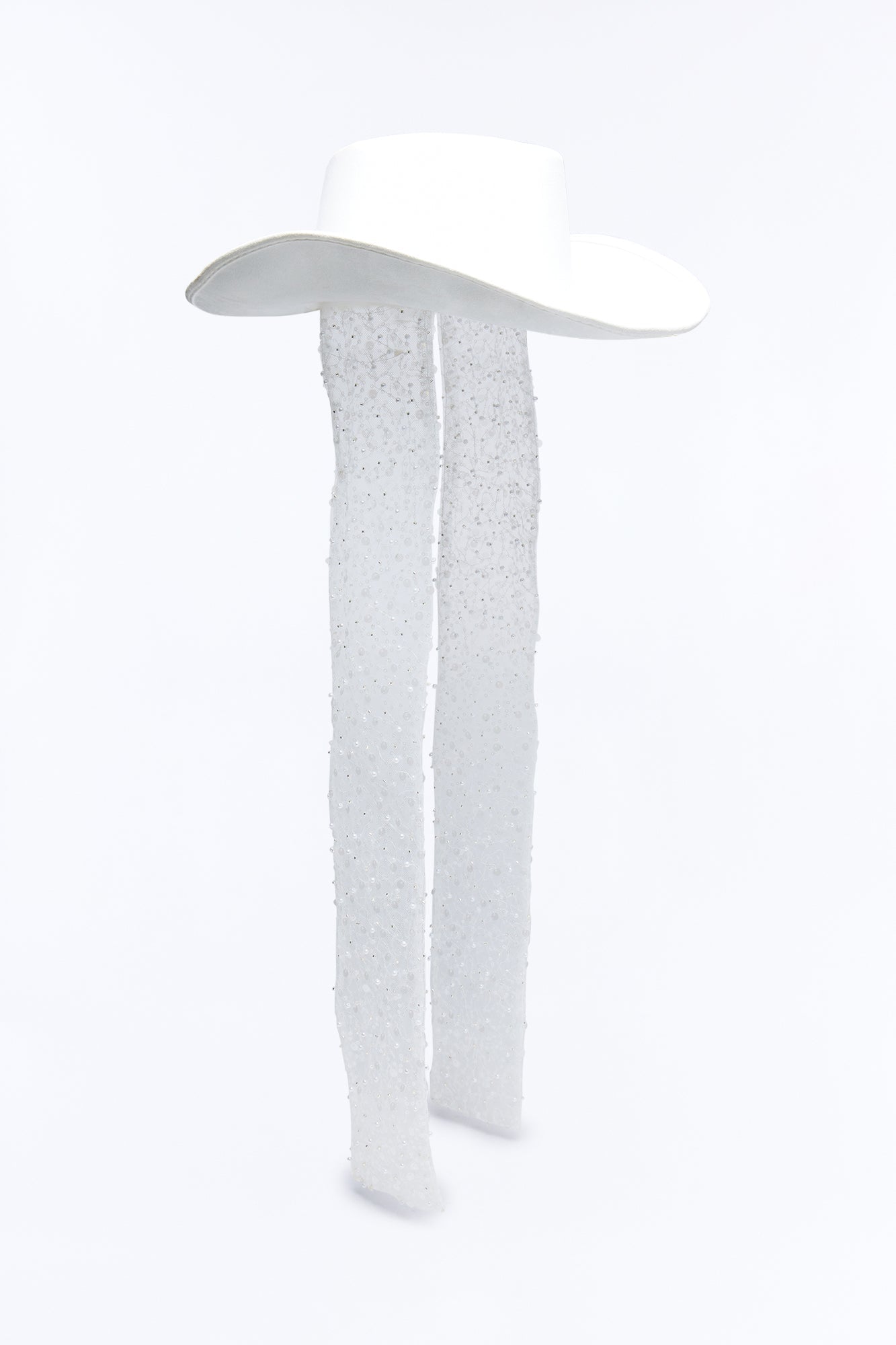 A Girl In White Cowboy Hat - White NEWFASHIONEDGE