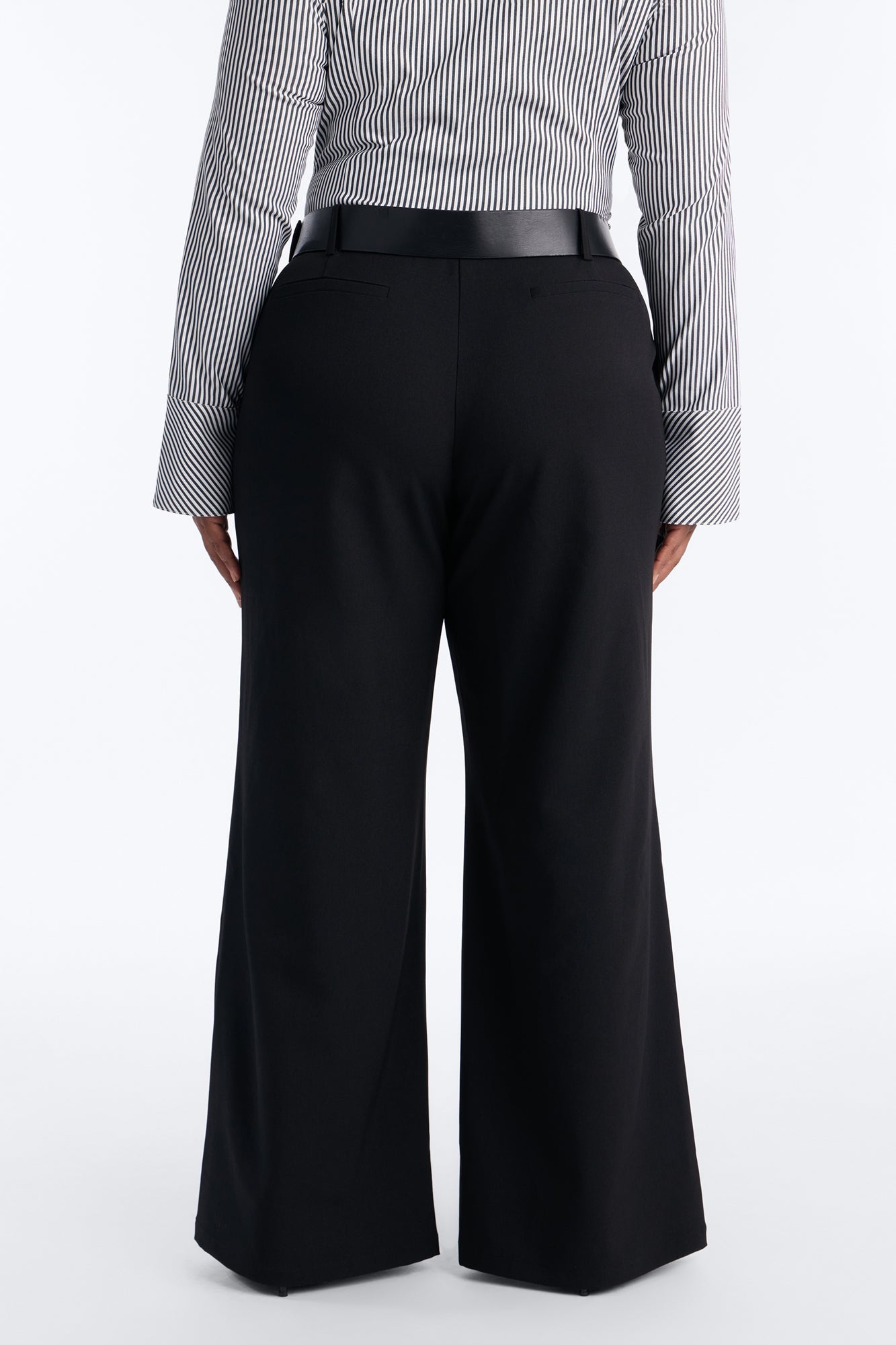 Angelina Low Rise Belted Straight Leg Trouser - Black