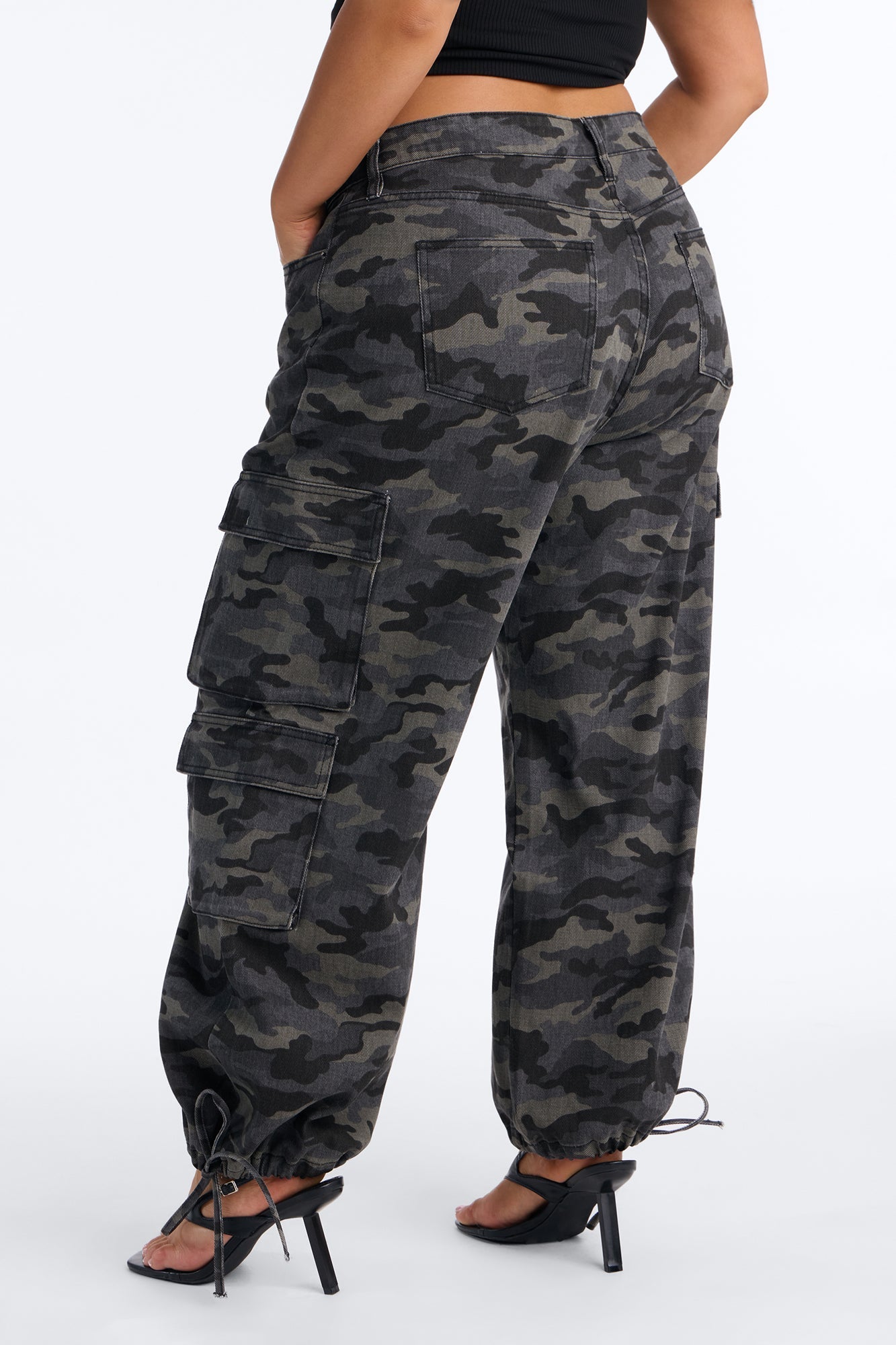 Anastasia Camo Jogger - Camouflage NEWFASHIONEDGE