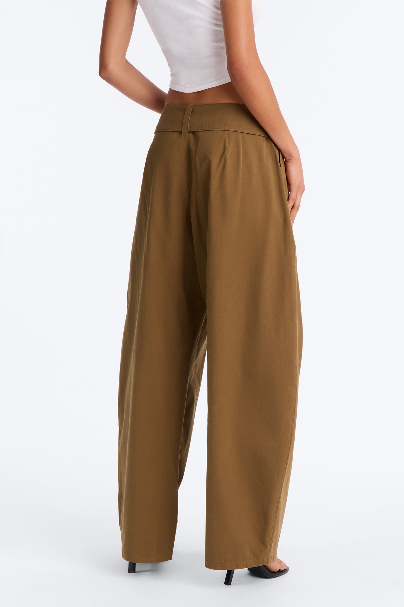 Santee Barrel Belted Pant - Olive