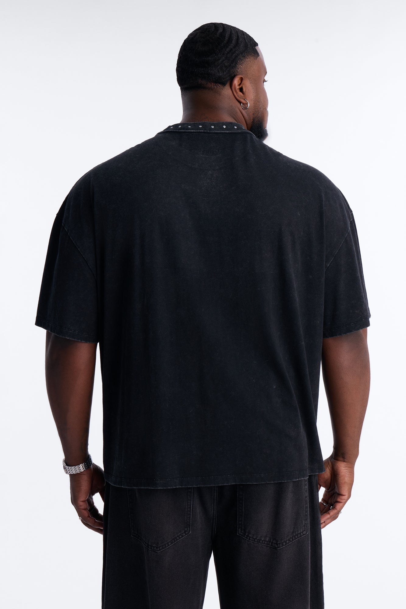 Von Dutch Boxy Rodeo Stud Short Sleeve Tee - Black