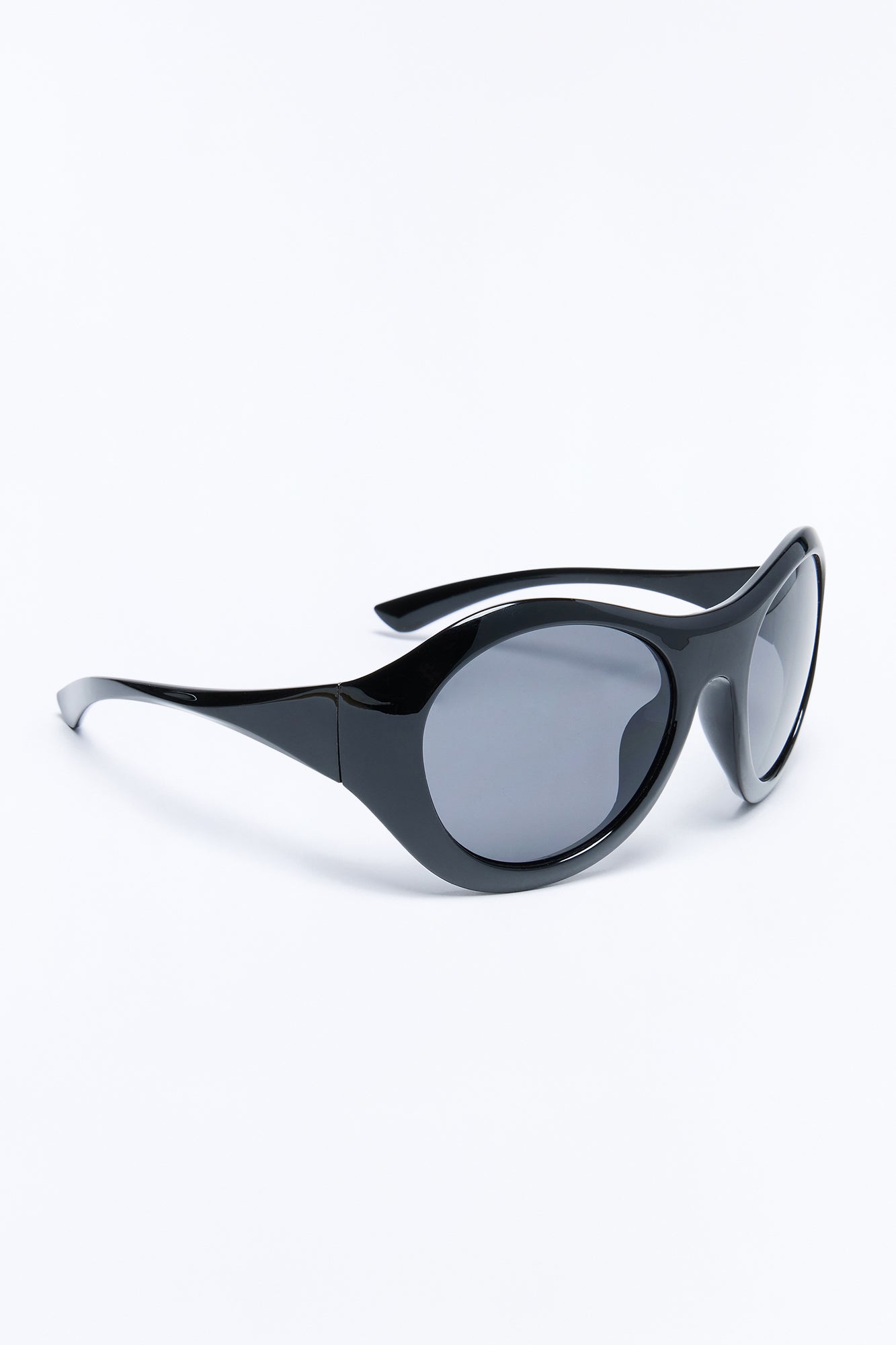 Bugged Out Sunglasses - Black NEWFASHIONEDGE