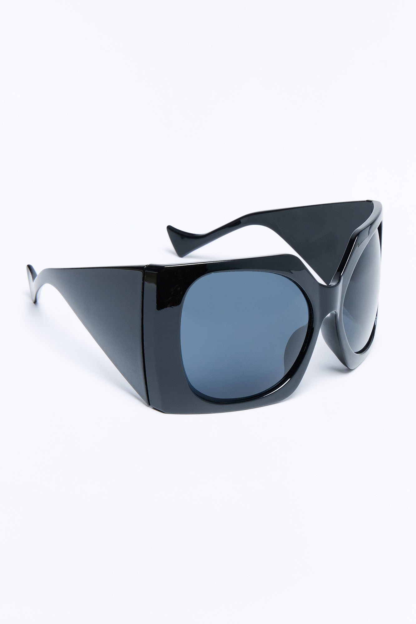 Baddie Attitude Sunglasses - Black NEWFASHIONEDGE