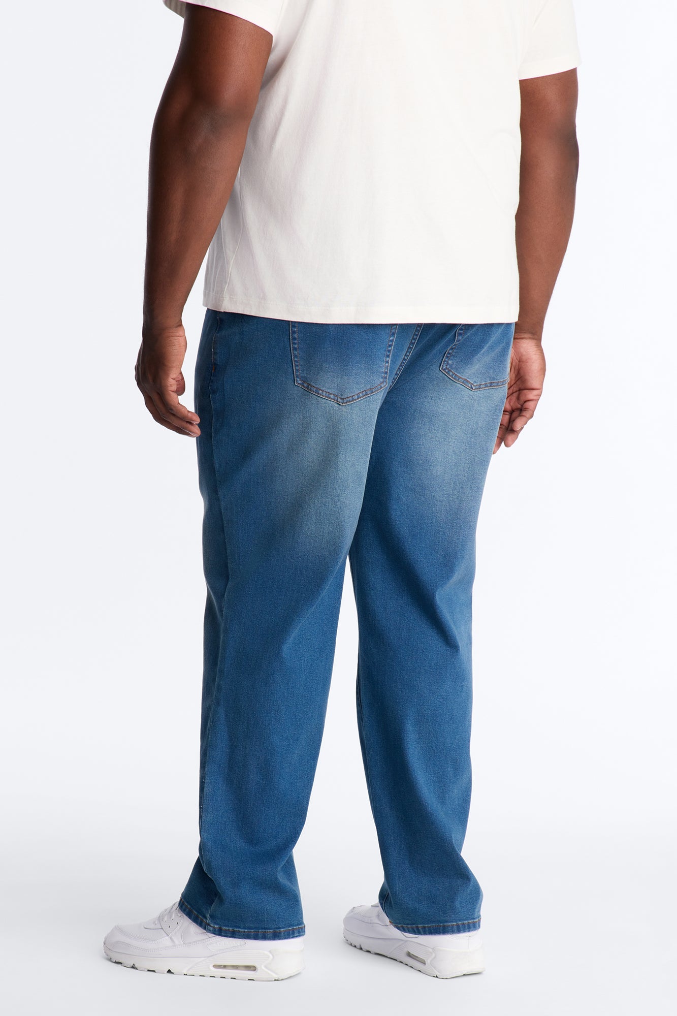 Everyday Straight Clean Jean - Dark Wash