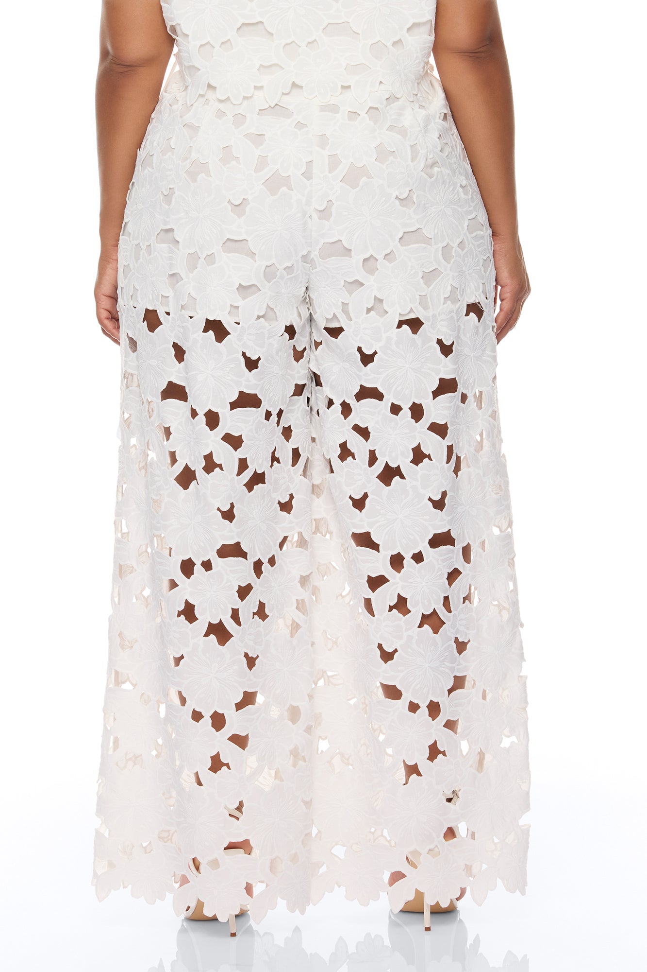 Kierra Wide Leg Embroidered Pant - White