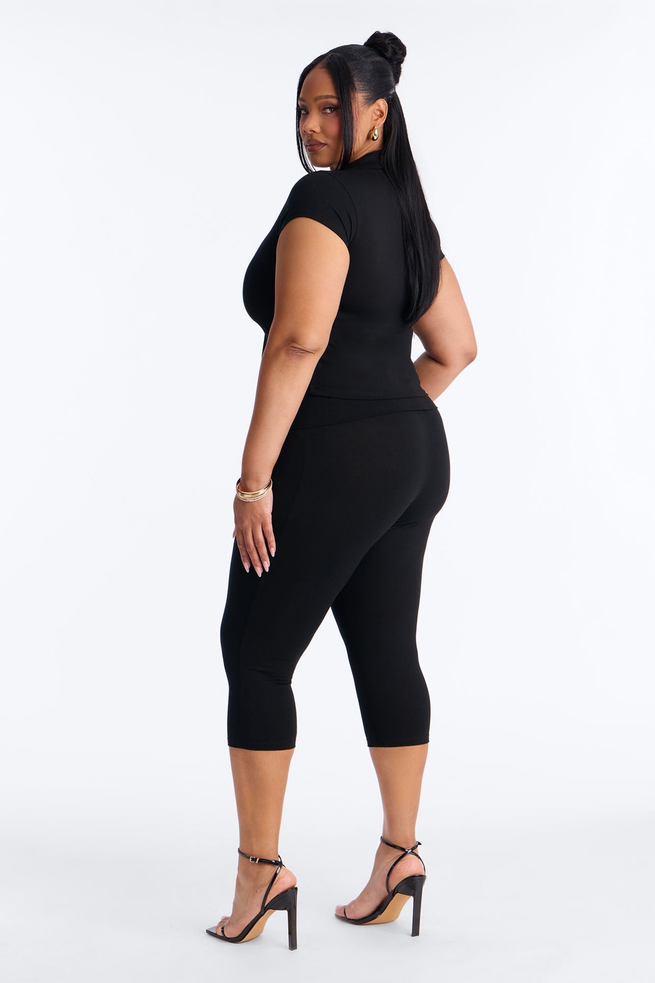 Karol Capri Pant Set - Black