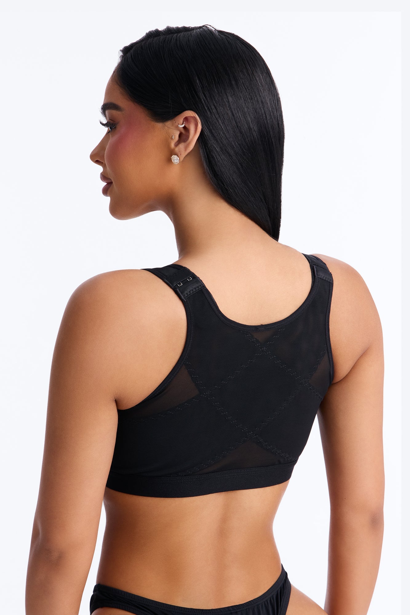 Front Close Wireless Posture Support Bra - Black