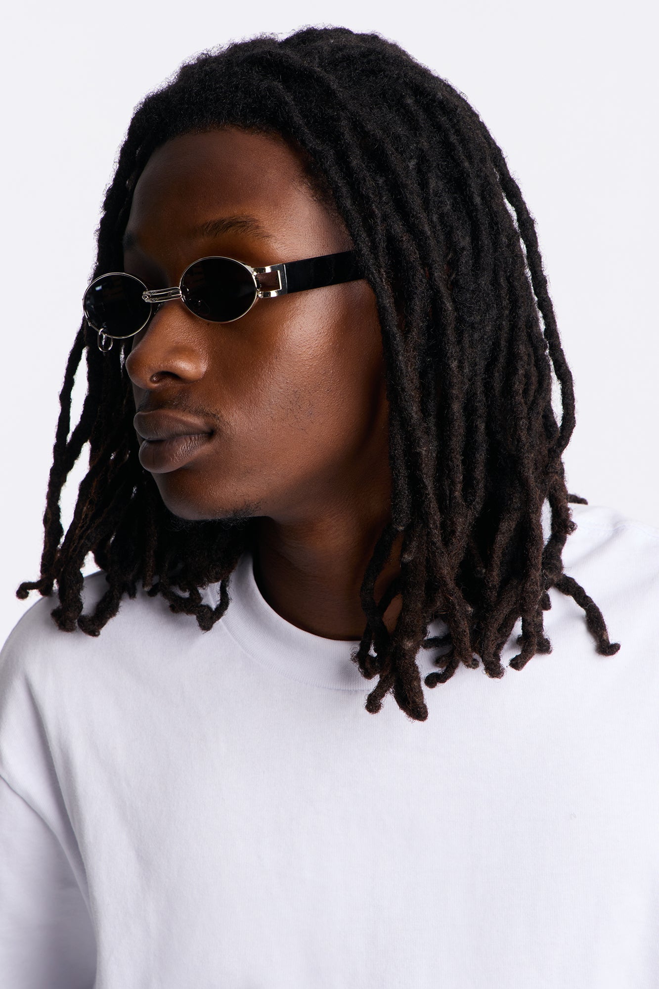 Round Metal Grommet Colored Lenses Sunglasses - Black/Silver
