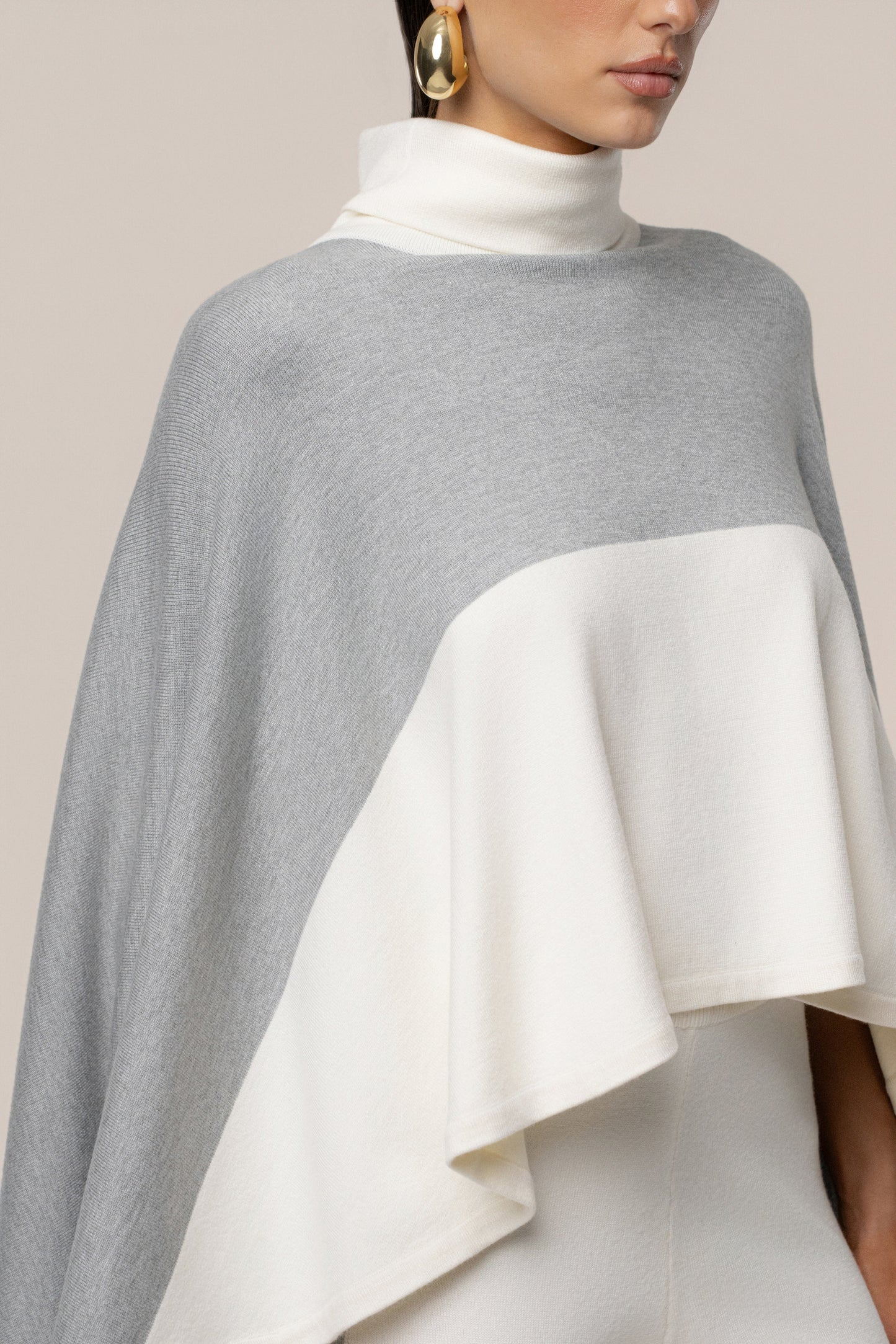 Ivory Chasing Fall Contrast Top JLUXLABEL