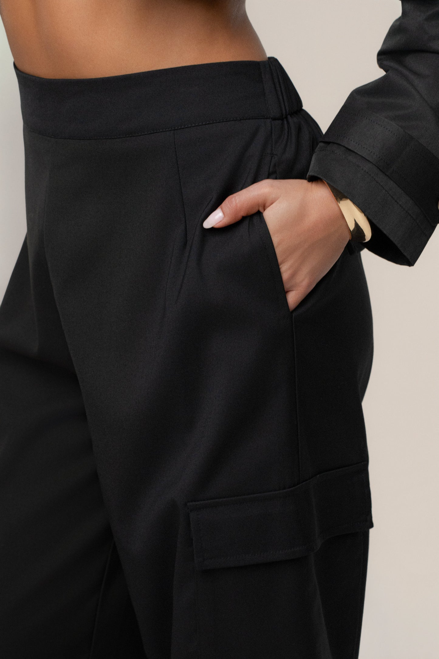 Black Autumn Flow Cargo Pants JLUXLABEL