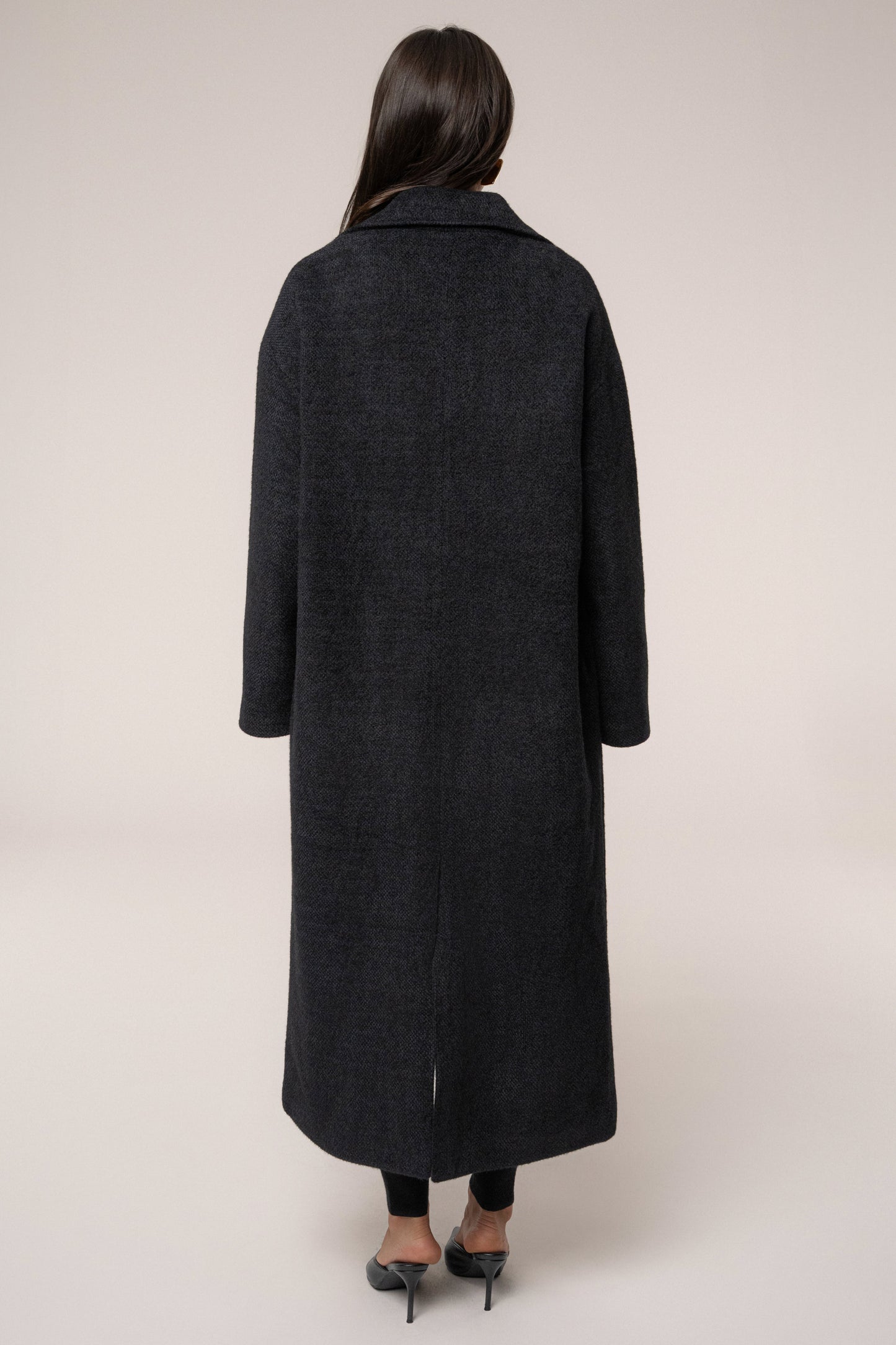 Black Dion Oversized Coat JLUXLABEL