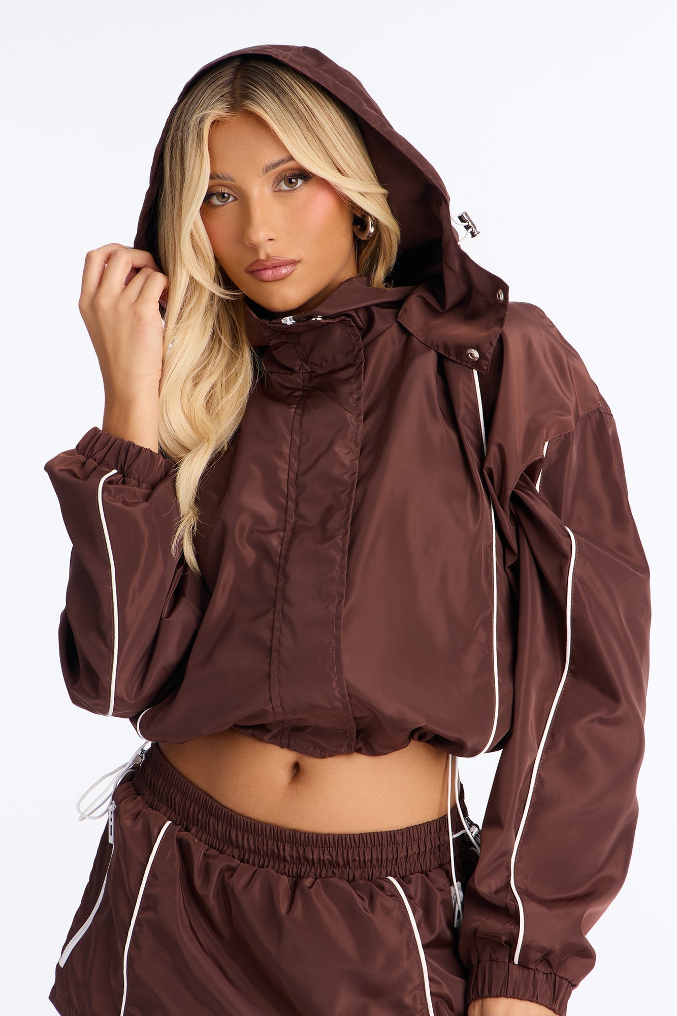 OUTERWEARS