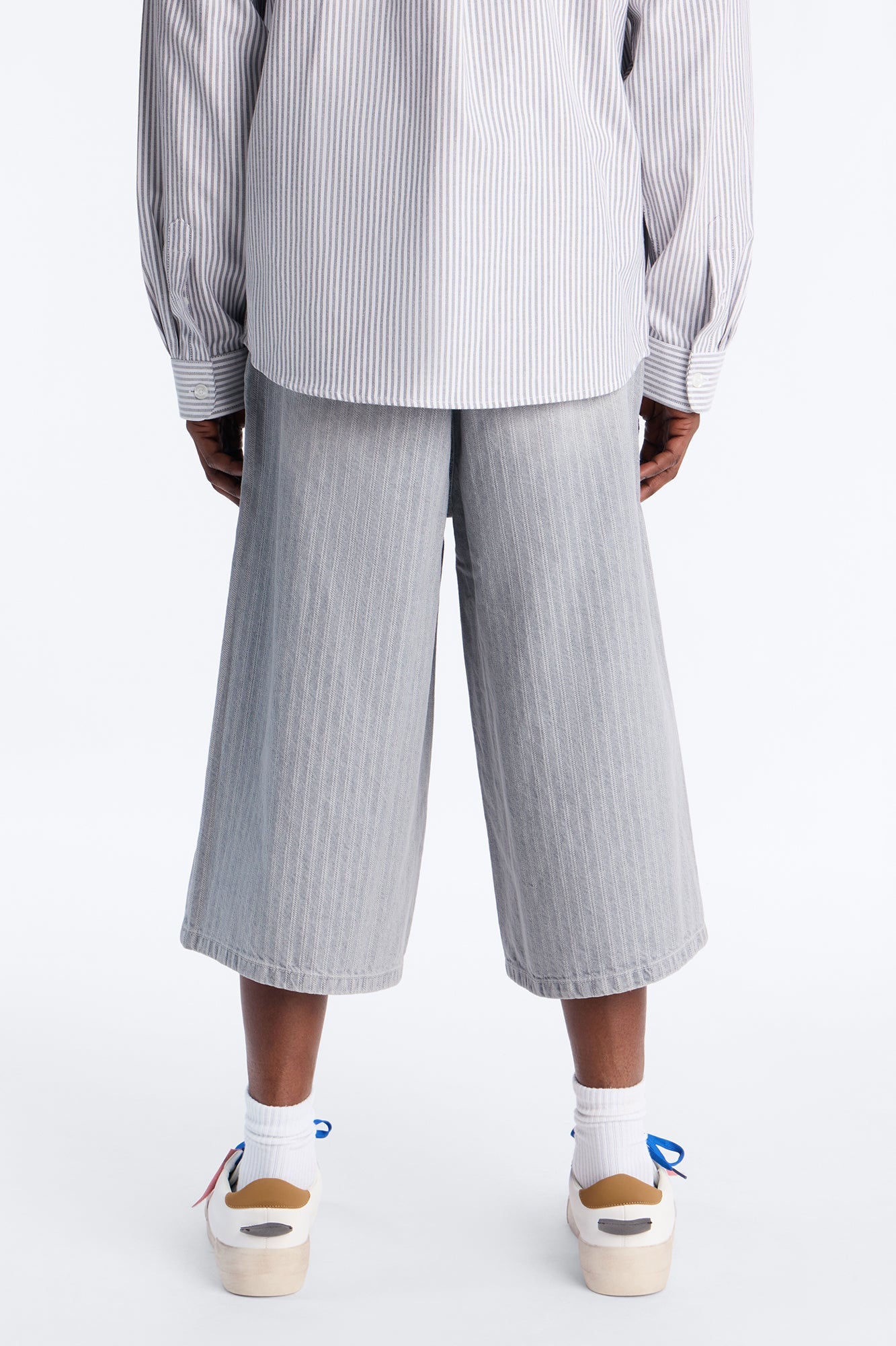 Super Baggy Subtle Stripe Denim Short - Grey