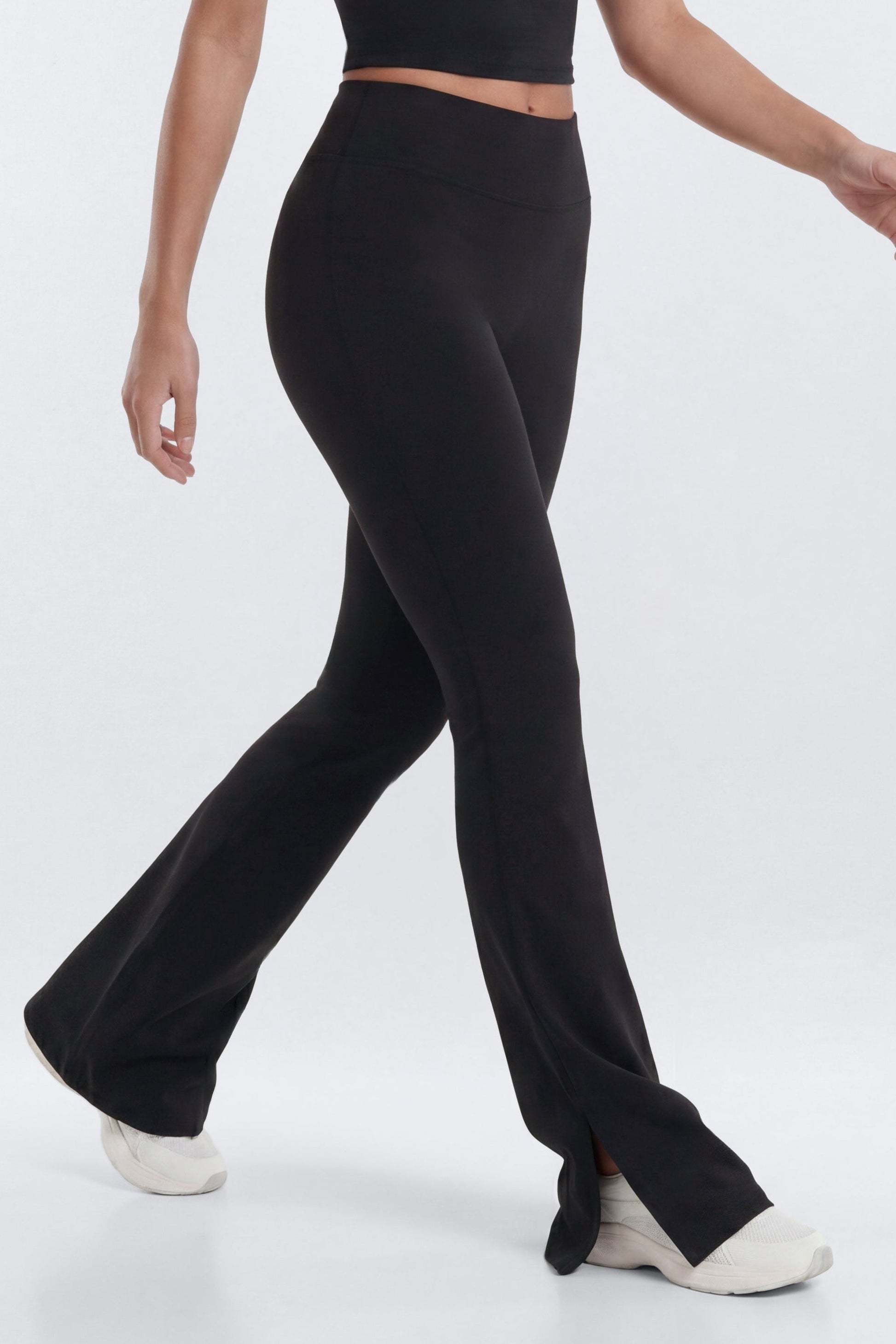 ProStretch™ 32″ Midrise Flare Legging - Black NEWFASHIONEDGE