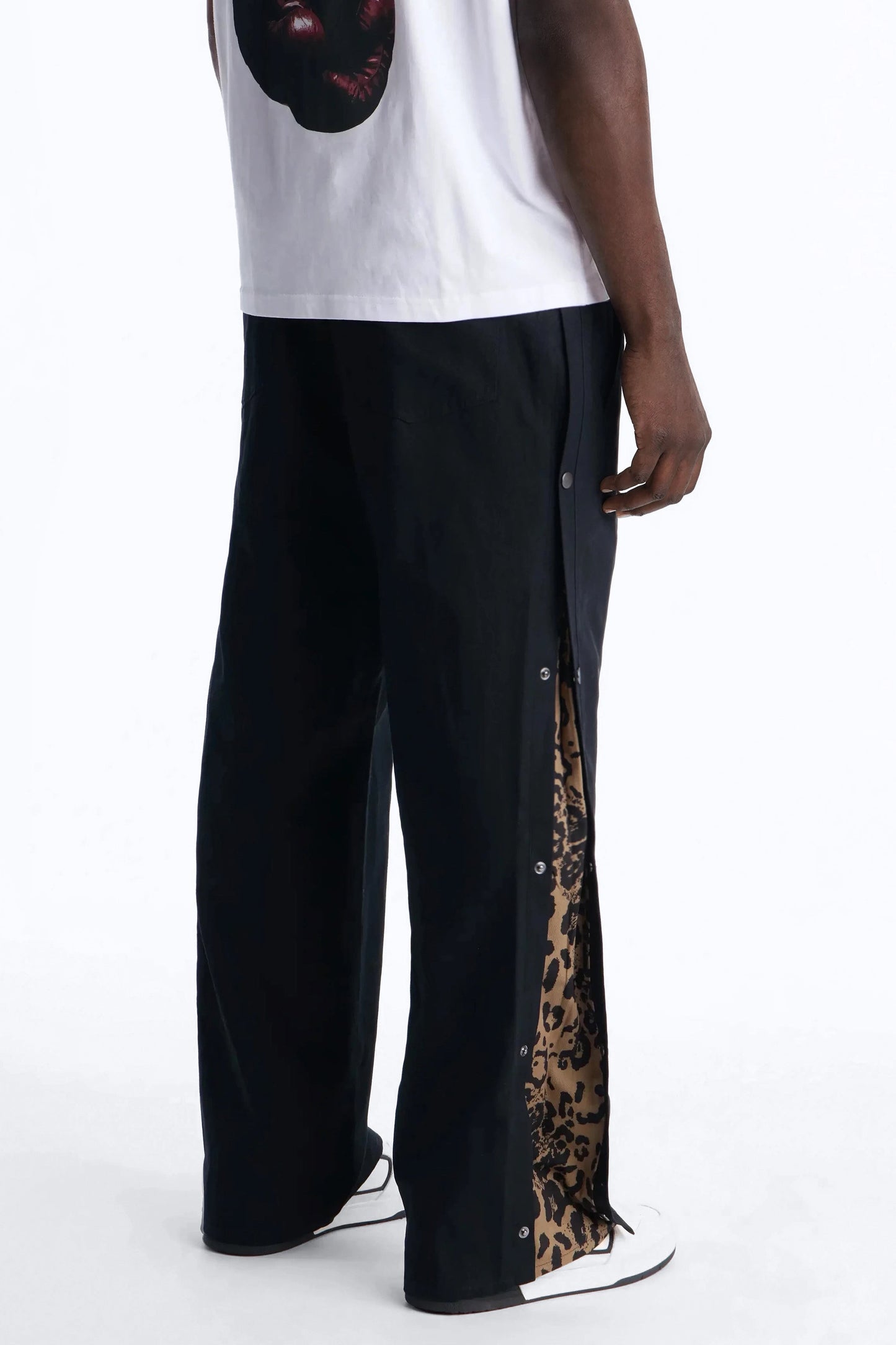 Straight Print Hint Studded Pant - Black