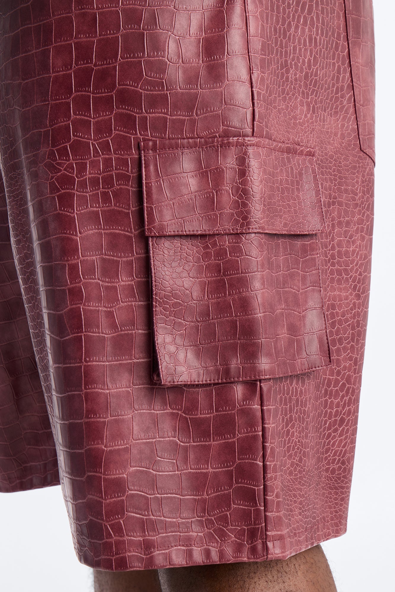 Relaxed Freedom Lane Faux Leather Croc Short - Burgundy