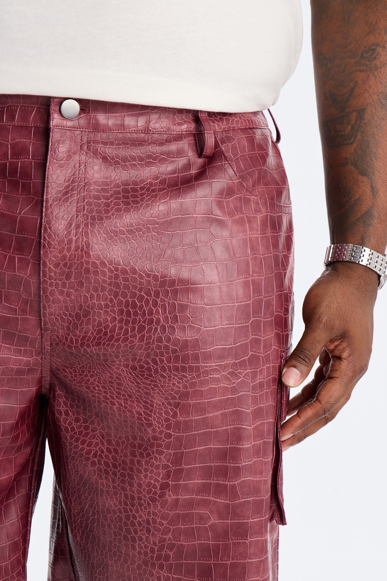 Relaxed Freedom Lane Faux Leather Croc Short - Burgundy