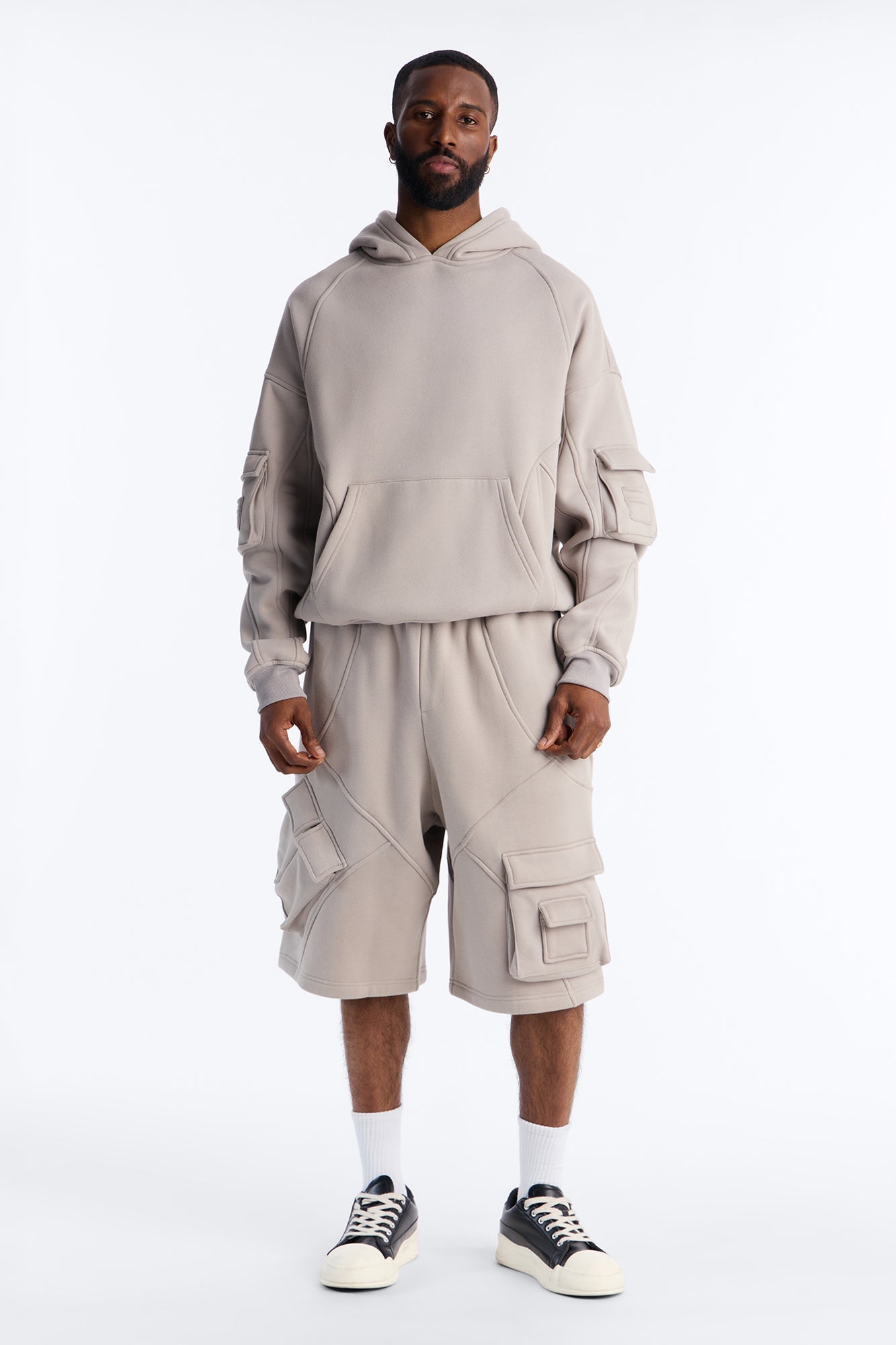 Baggy Chaos Cargo Sweatshort - Grey