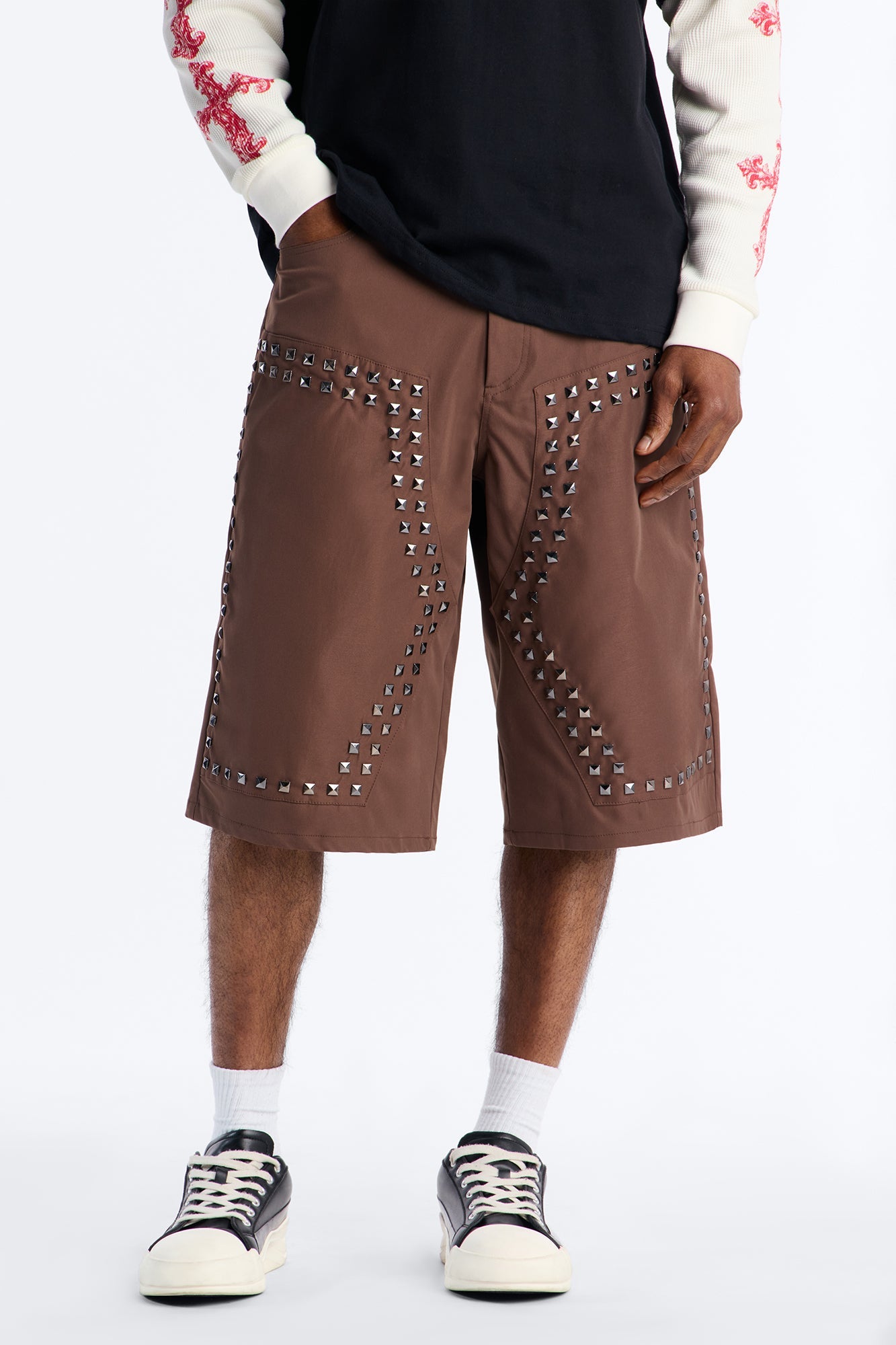 Baggy Silver Springs Studded Short - Brown