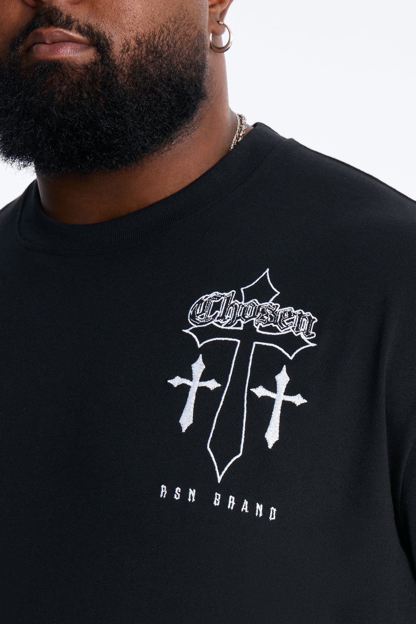 Chosen Cross Embroidery Short Sleeve Tee - Black