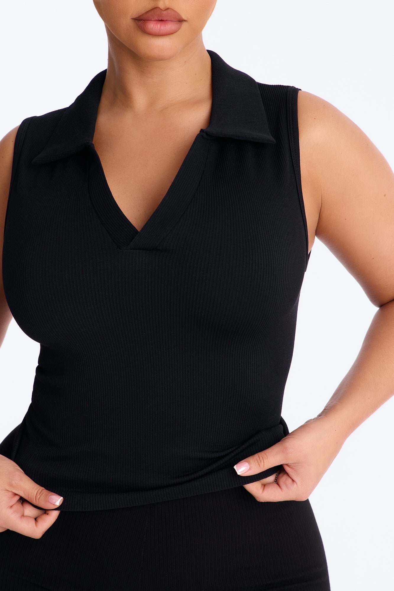 Lyra Seamless Rib Basic Sleeveless Collared Top - Black NEWFASHIONEDGE