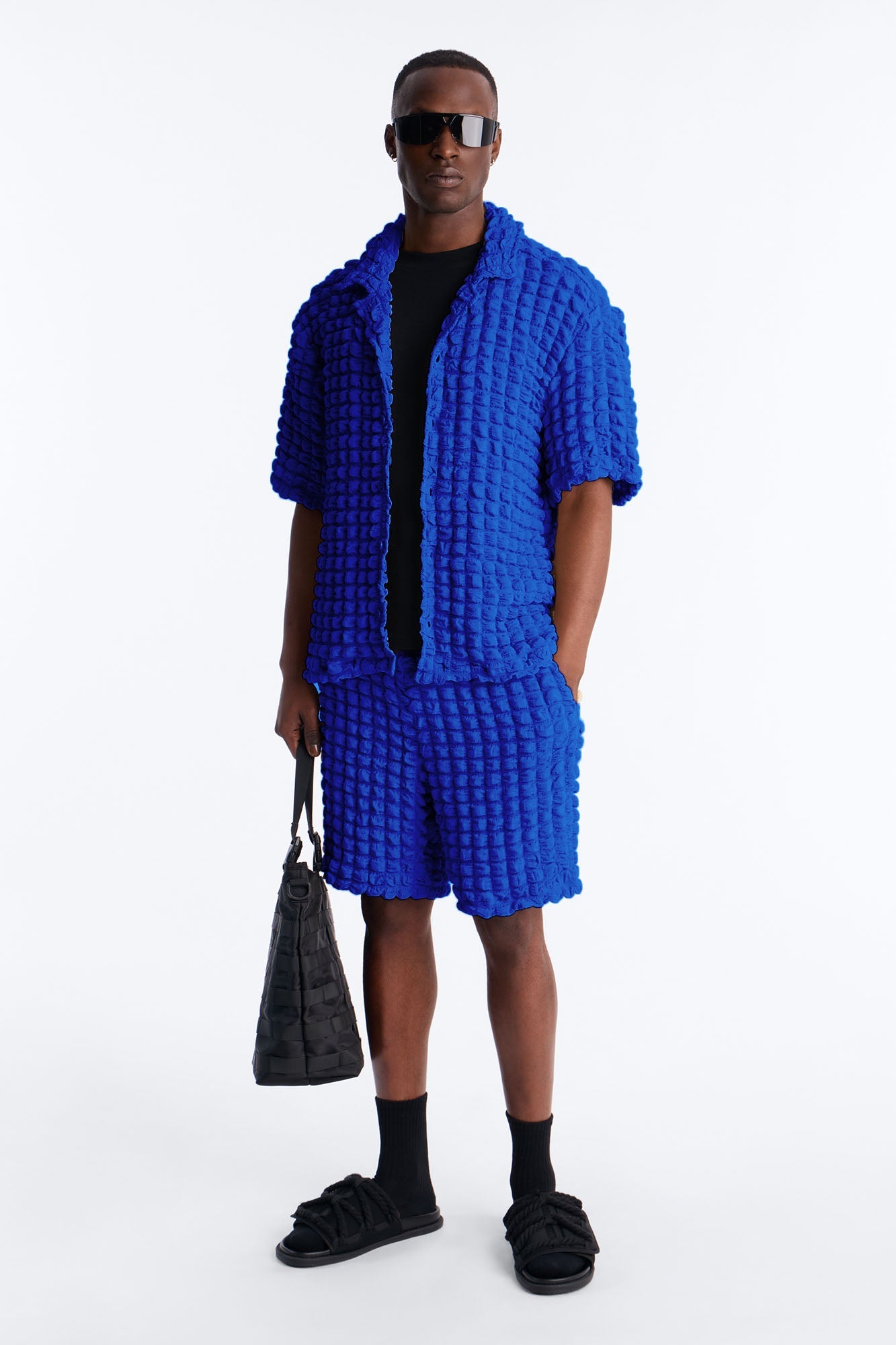 Relaxed Effervesce Textured Short - Blue