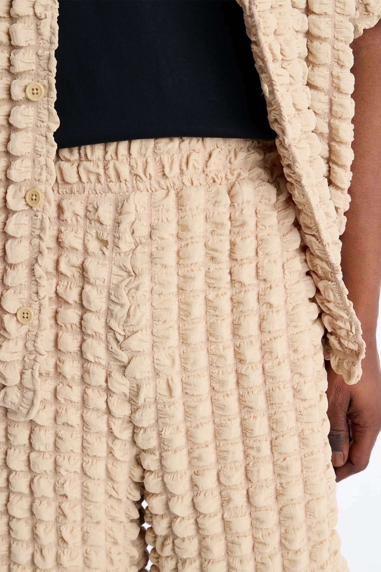 Relaxed Effervesce Textured Short - Tan