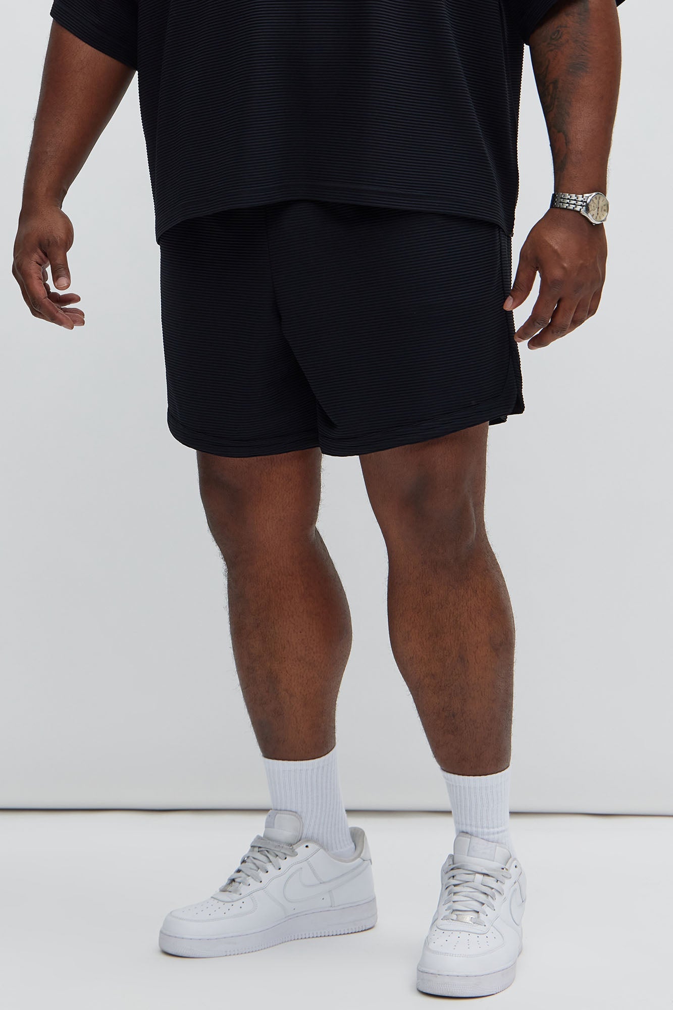 Zyler Textured Shorts - Black
