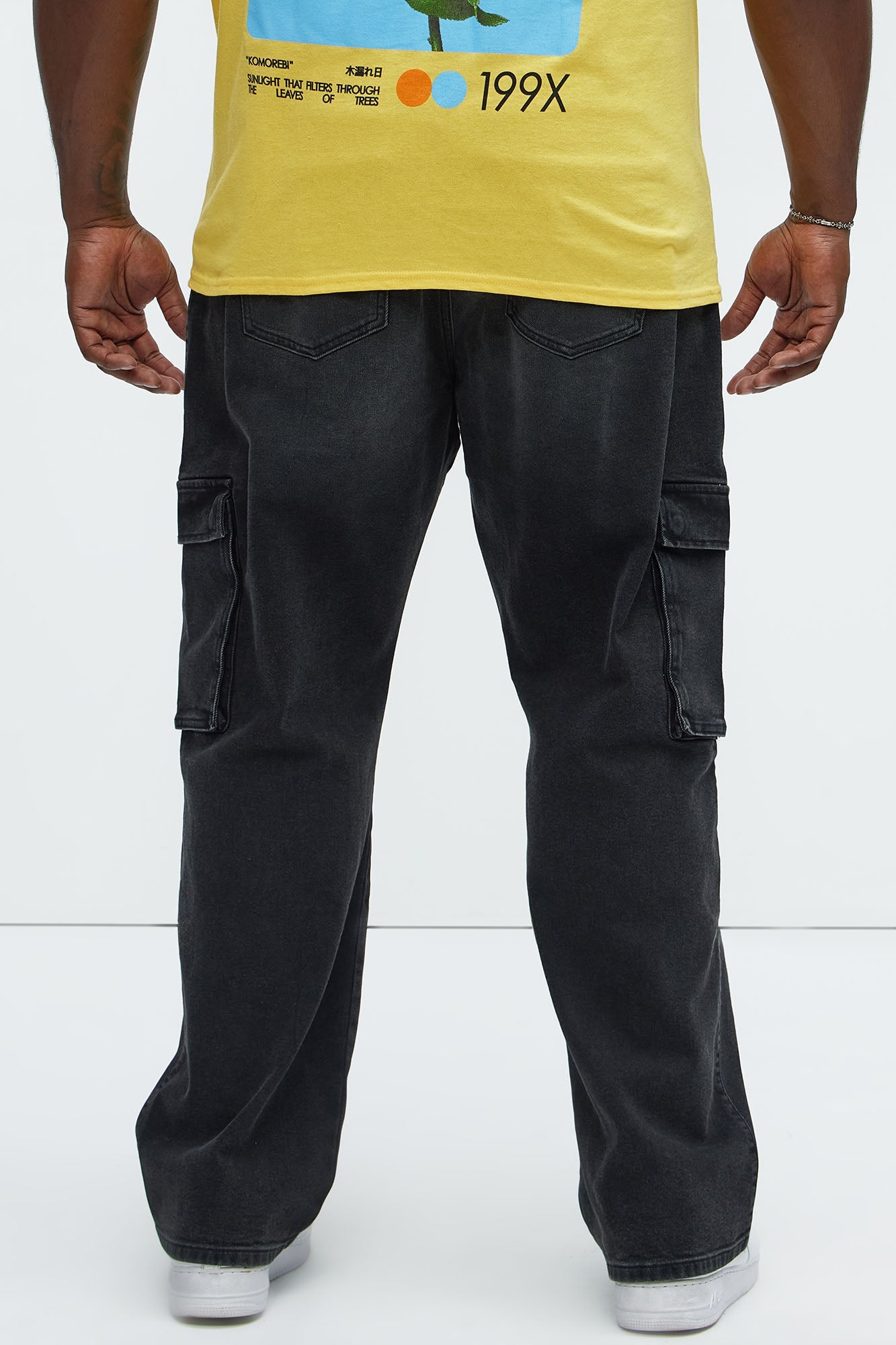 Classic Straight Cargo Jeans - Black Wash