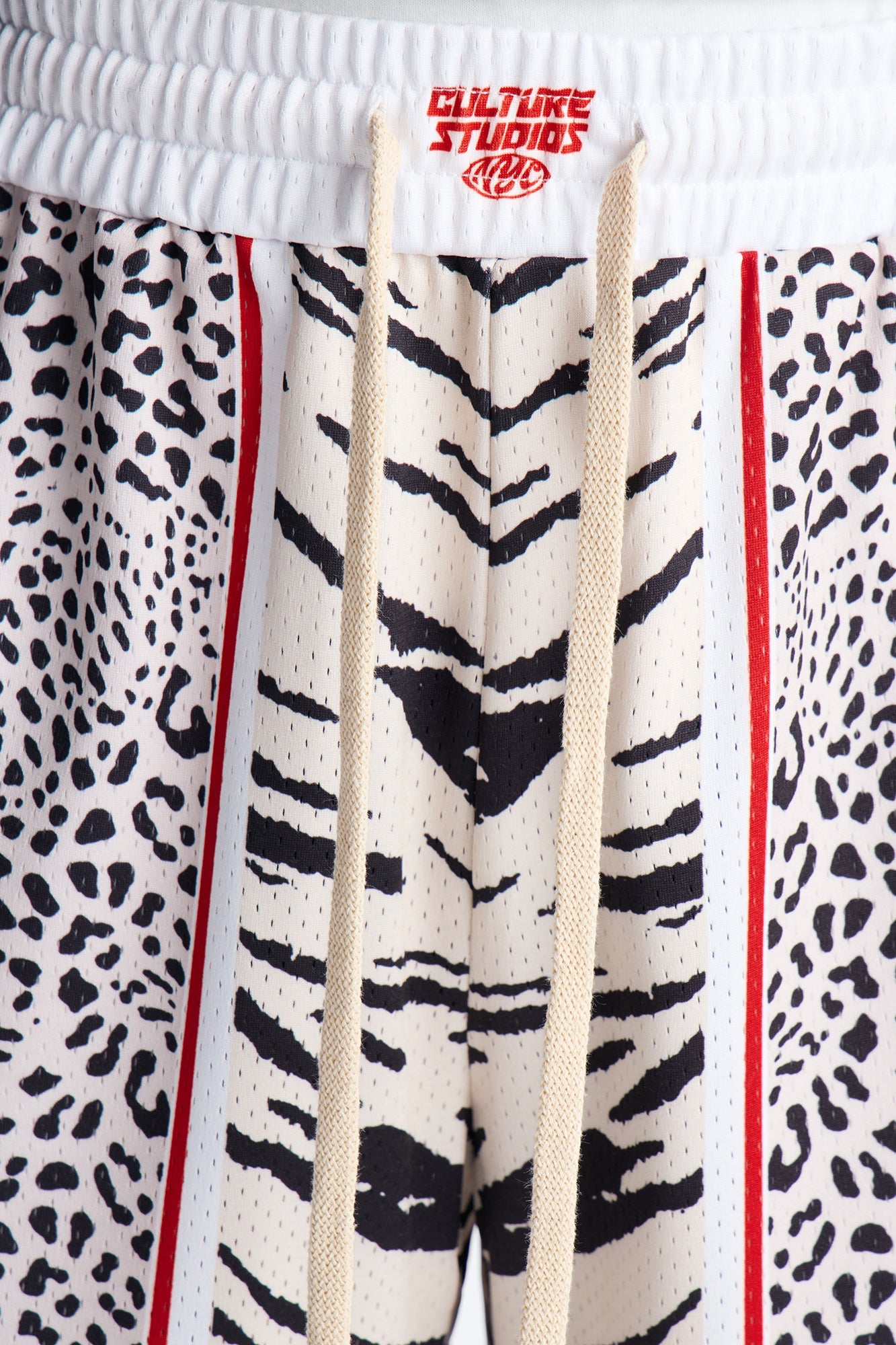 Relaxed Clash Of The Jungle Championship Short - Multi Color