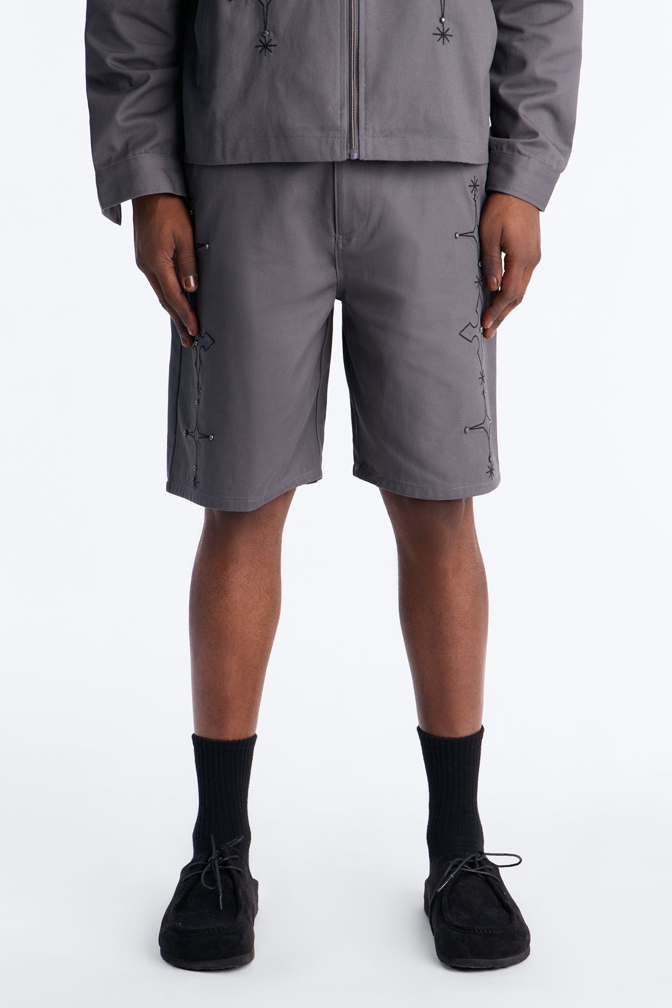 Relaxed Vatican City Stitched Embellished Short - Grey