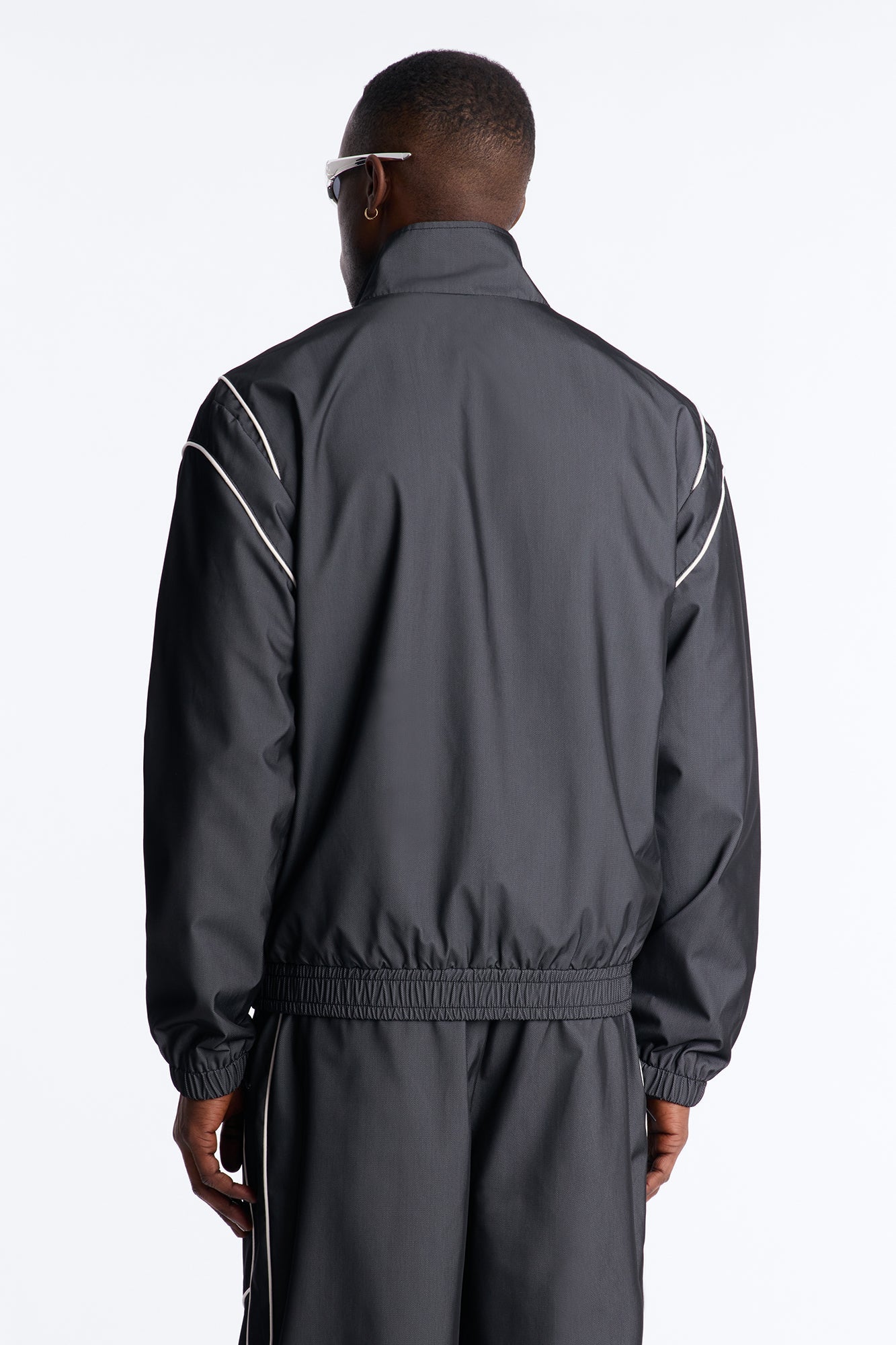 Relaxed Chroma Reflective Mesh Overlay Windbreaker Jacket - PlatinumIce