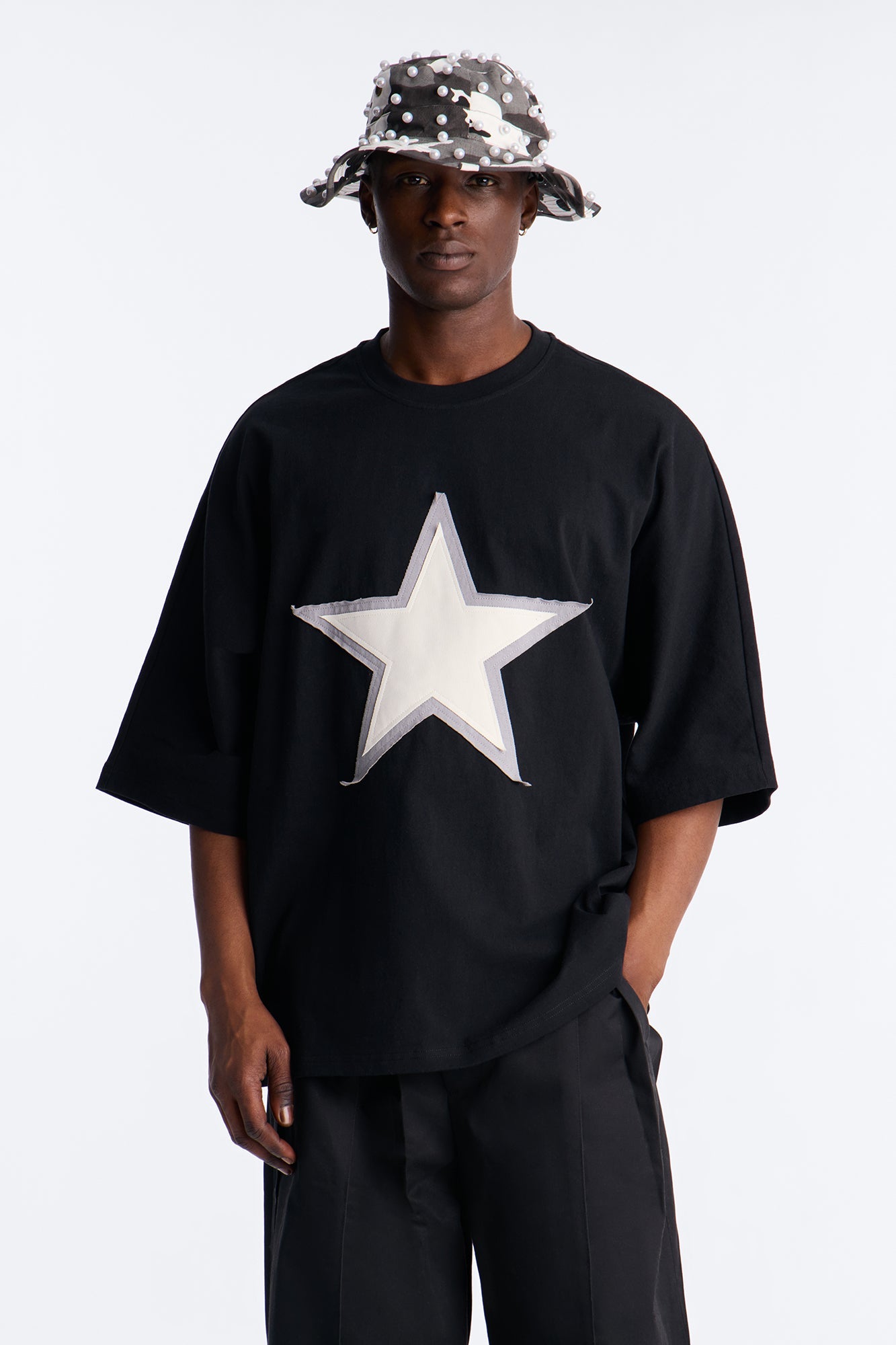Premium Oversized Star Patch Short Sleeve Tee - Black