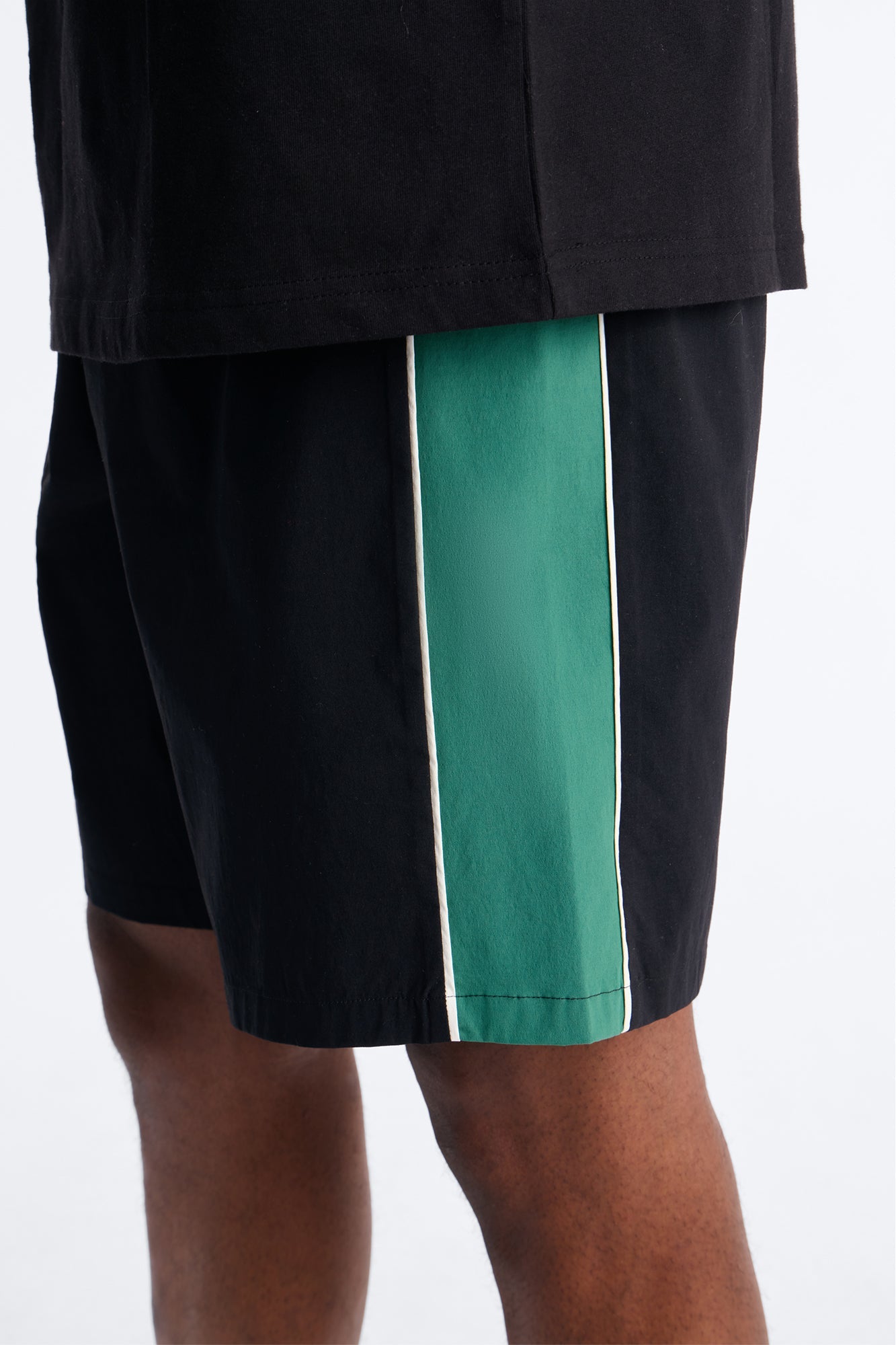 Everyday Stretch Paneled Boardshorts 9″ - Black/Green