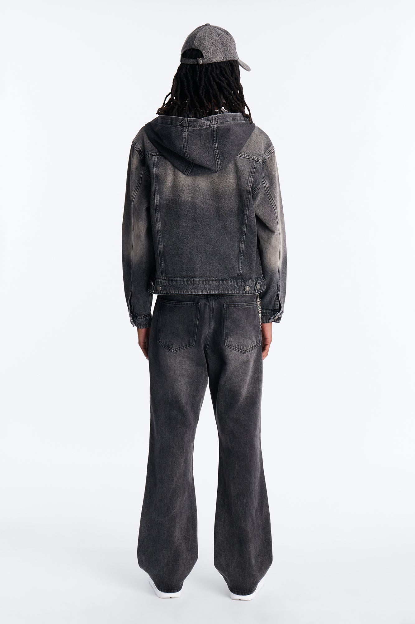 Shrunken Off Duty Denim Trucker Jacket - Black Wash