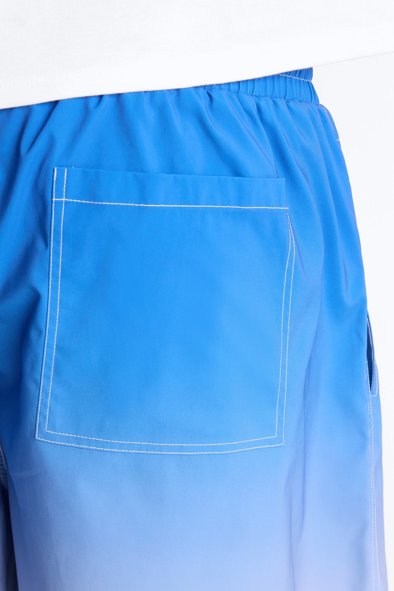 Relaxed Fade Away Ombre Short - Blue