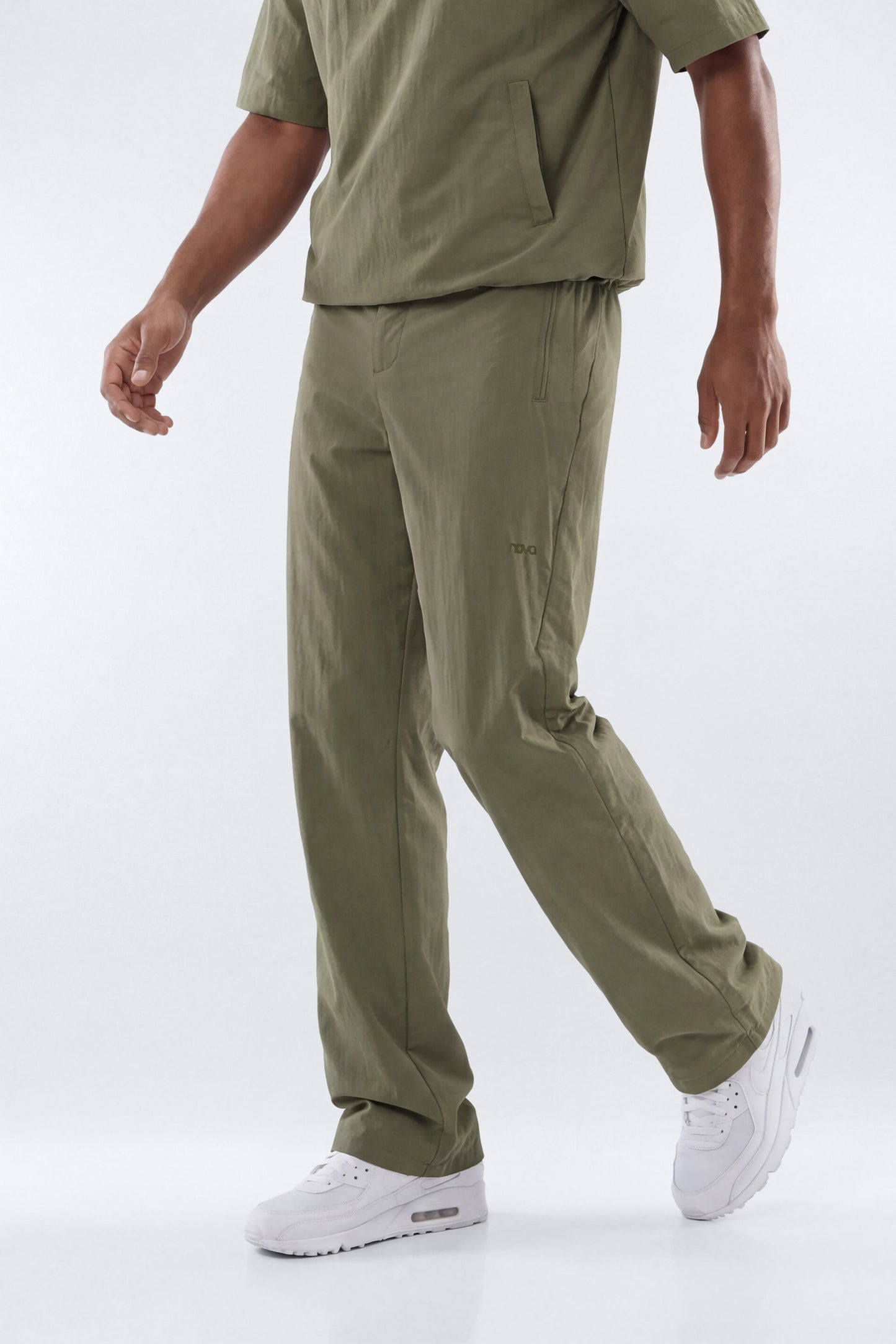 CoreNylon 32″ Front Snap Active Pants - Moss