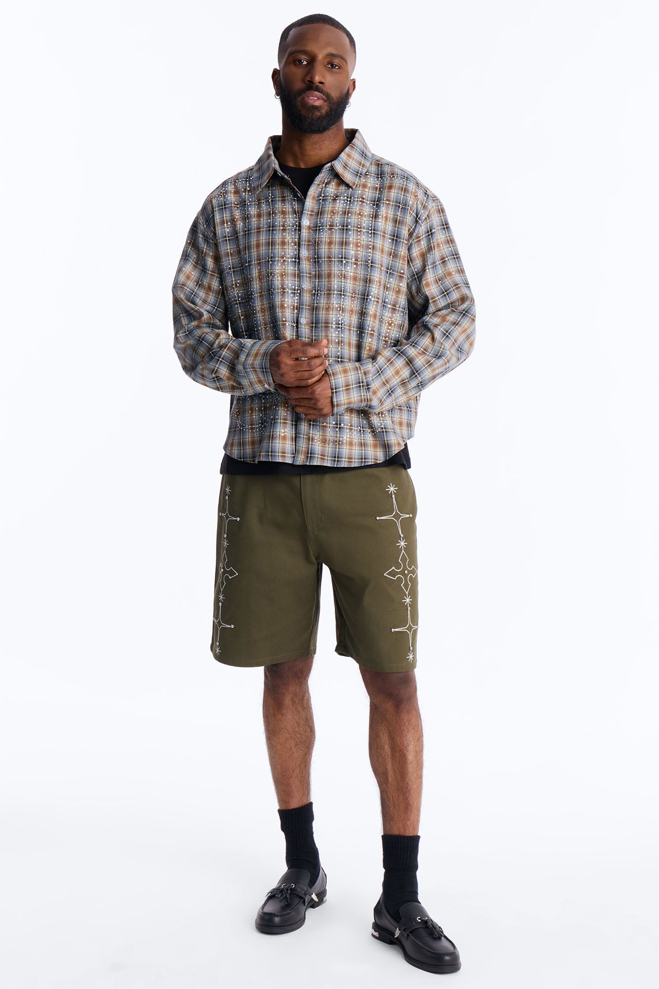 Relaxed Vatican City Stitched Embellished Short - Olive