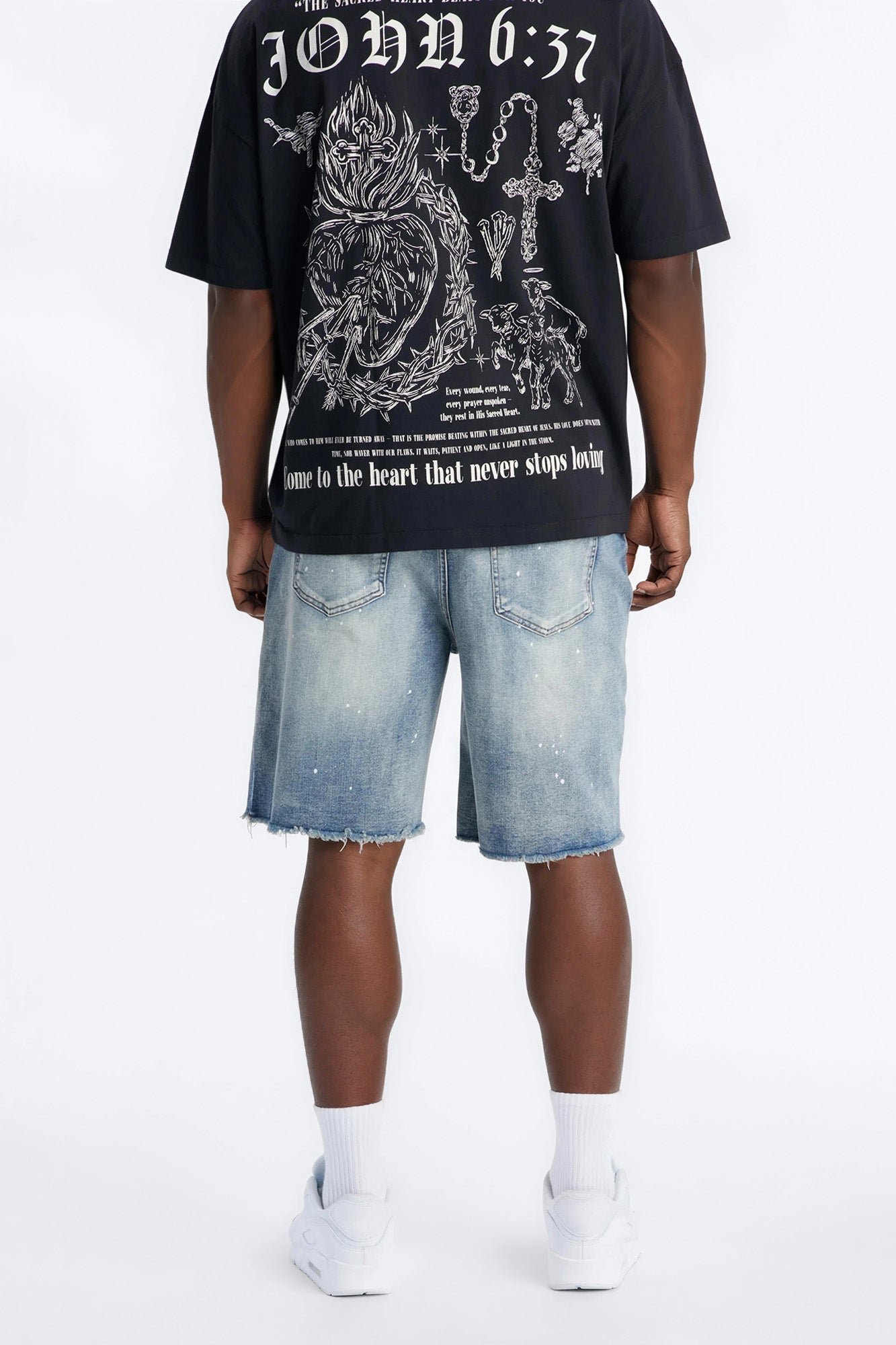 Relaxed Paisley District Denim Short - Medium Blue Wash