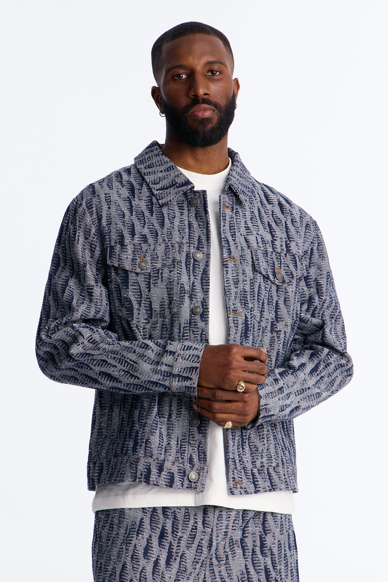 Cropped Matrix Denim Trucker Jacket - Dark Wash
