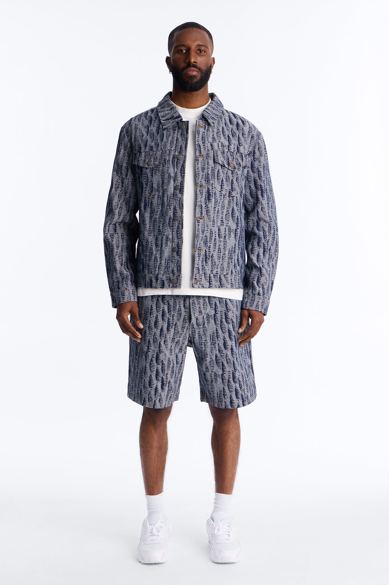 Relaxed Matrix Jacquard Denim Short - Dark Wash