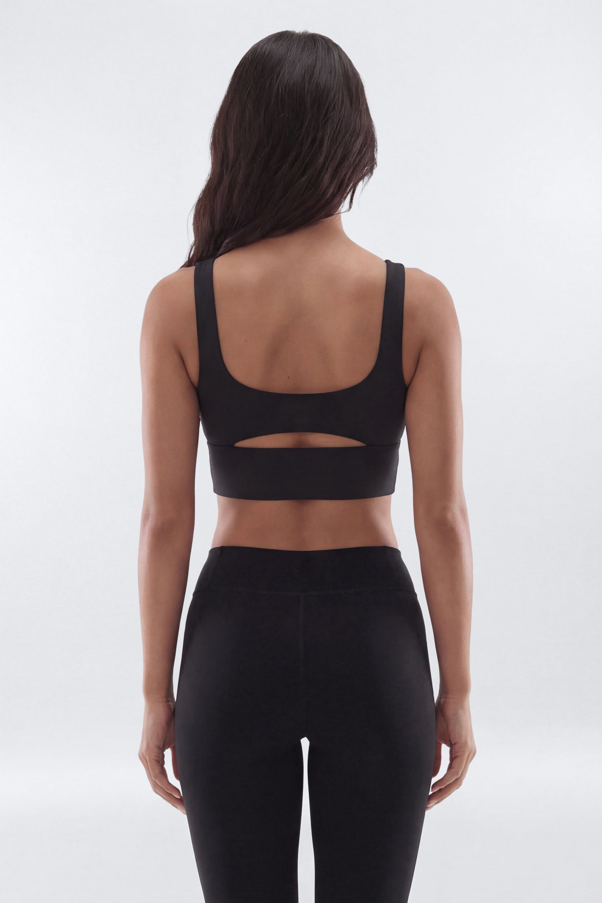 ButterSoft™ Cut Out Long Line Sports Bra - Black NEWFASHIONEDGE