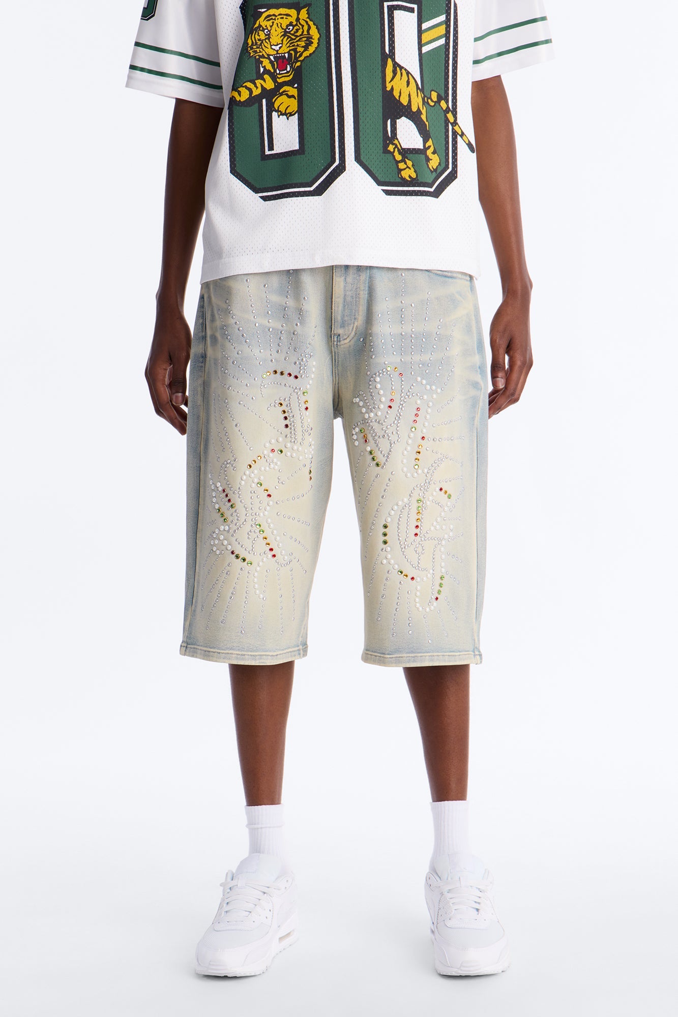 Baggy Urban Jeweled Denim Short - Light Wash