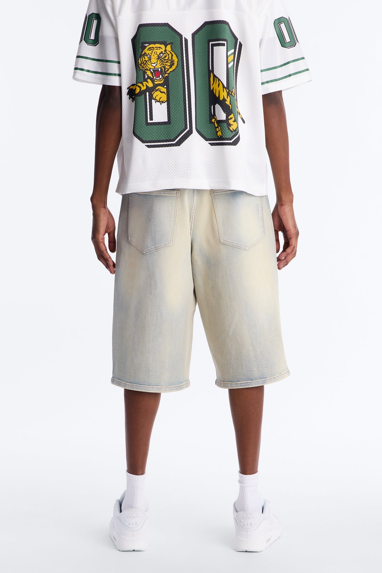Baggy Urban Jeweled Denim Short - Light Wash