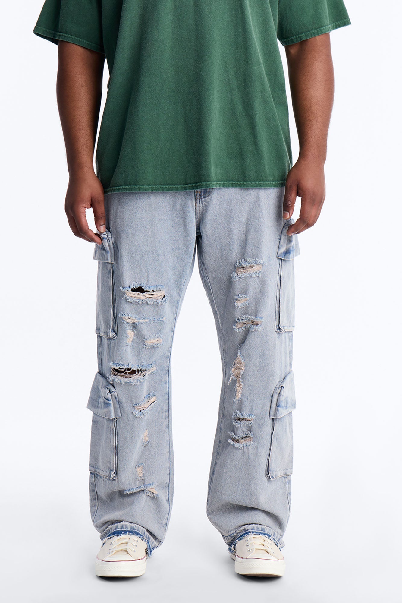 Straight Fractured Cargo Jean - Light Wash